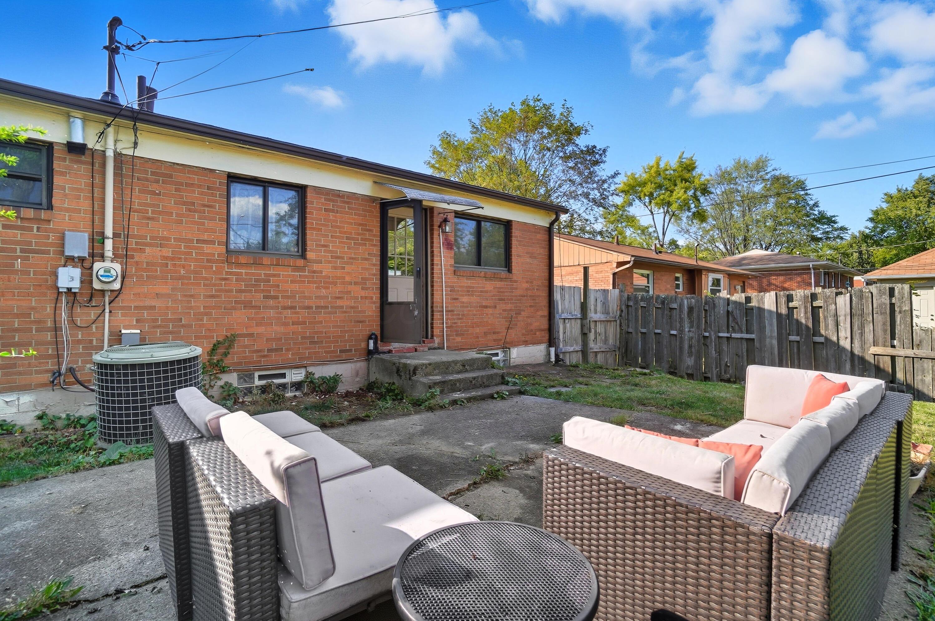 5462 Roche Drive