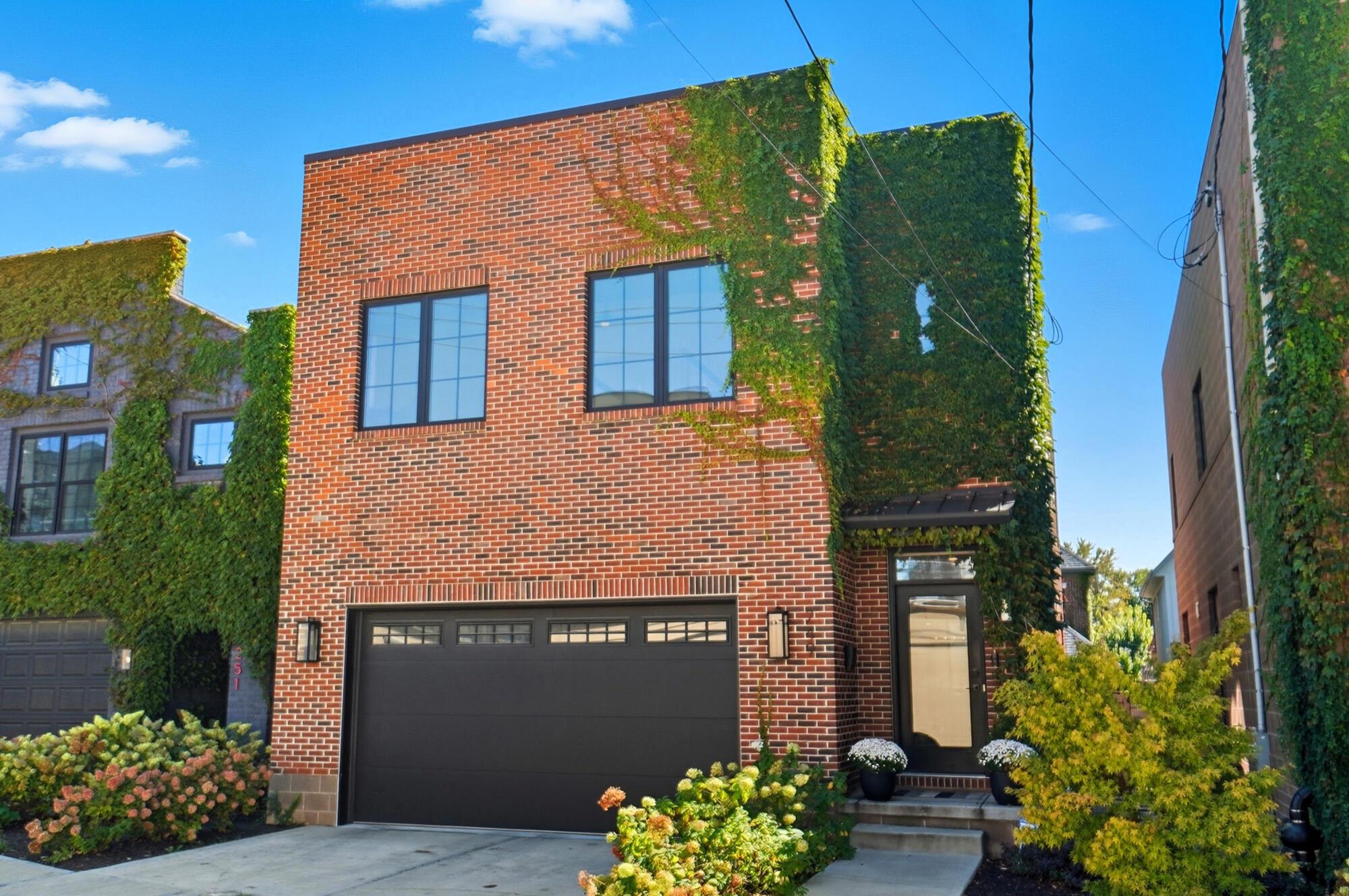 249 E Greenwood Avenue