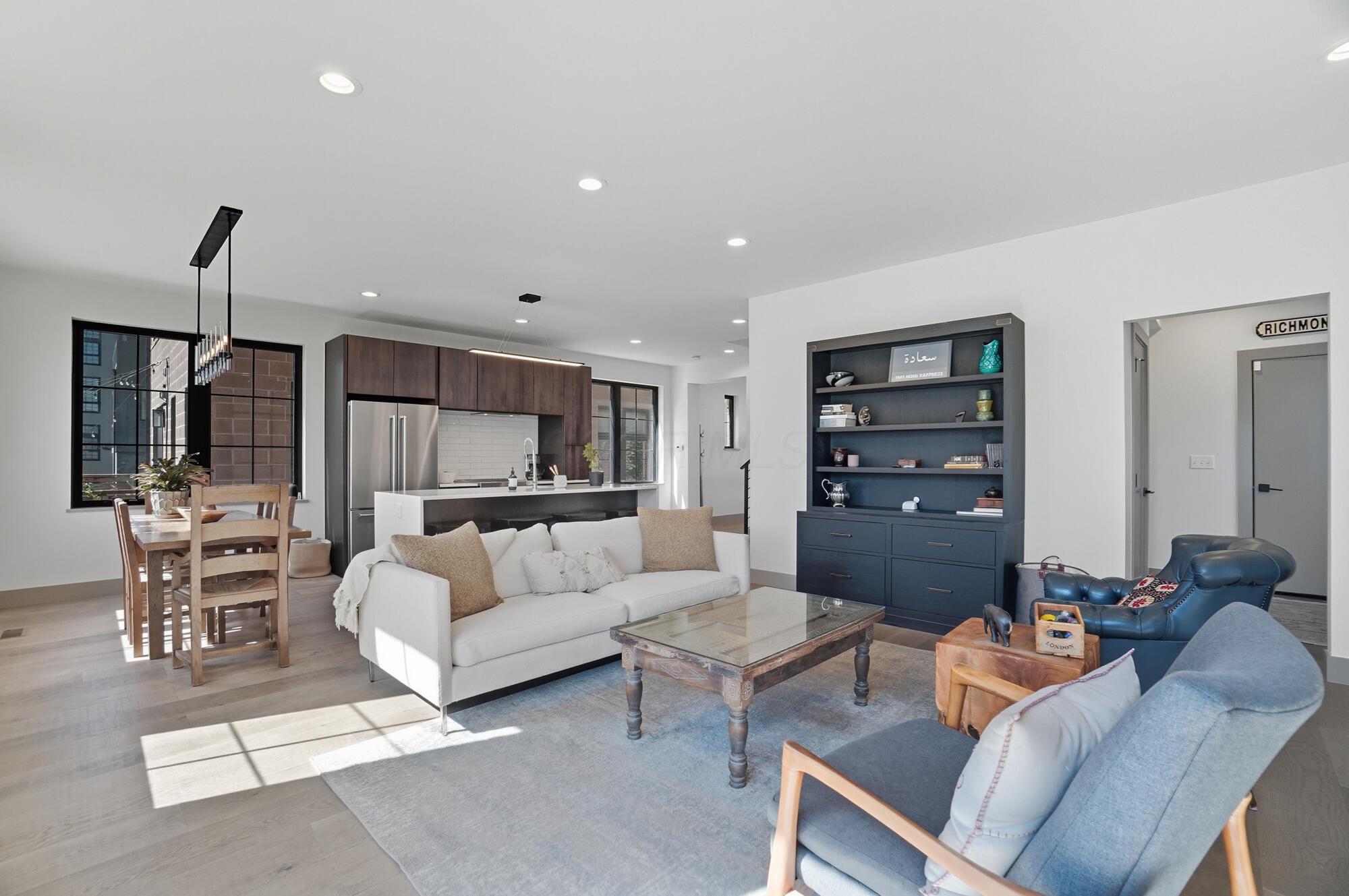 249 E Greenwood Avenue