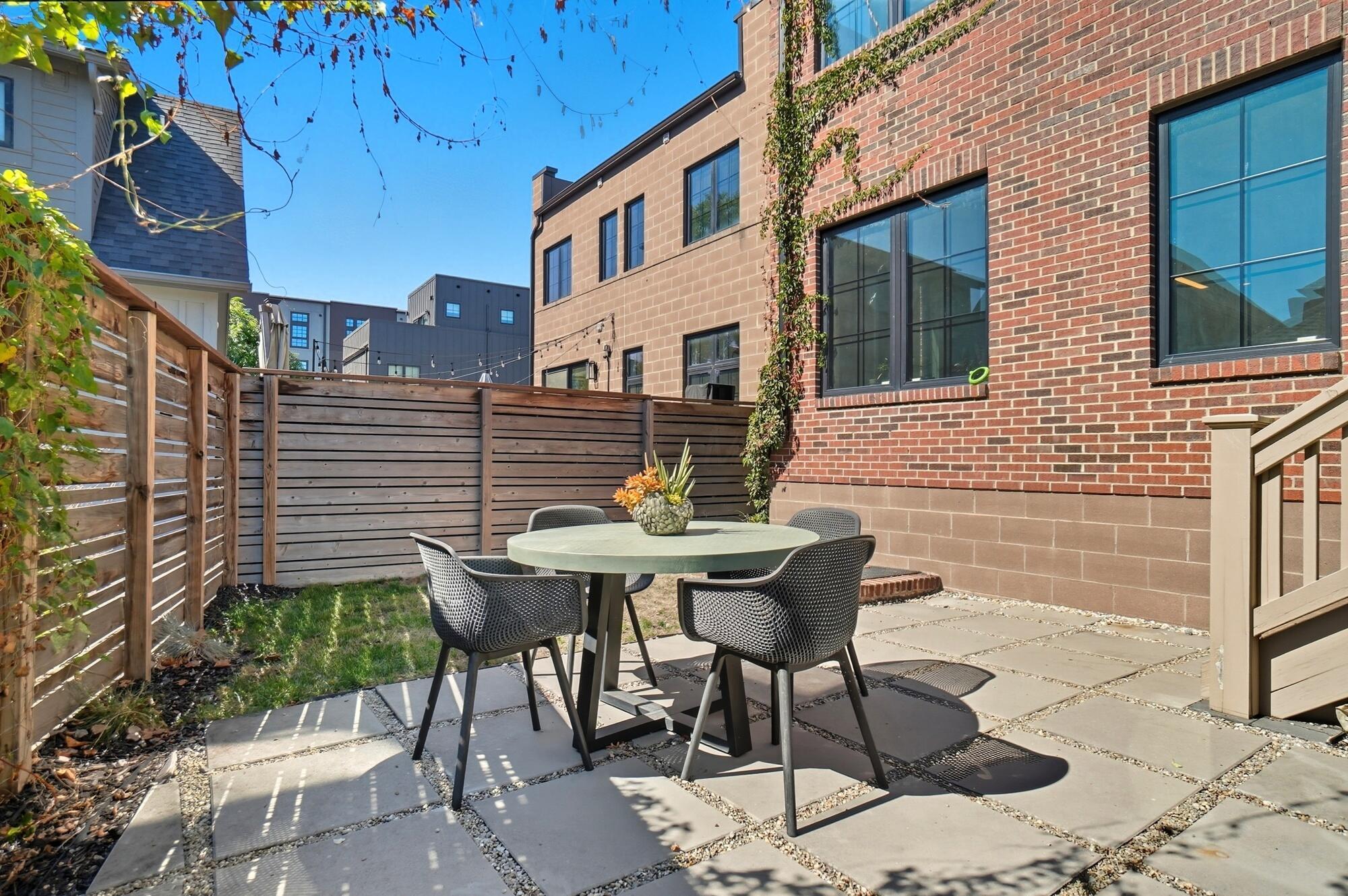 249 E Greenwood Avenue