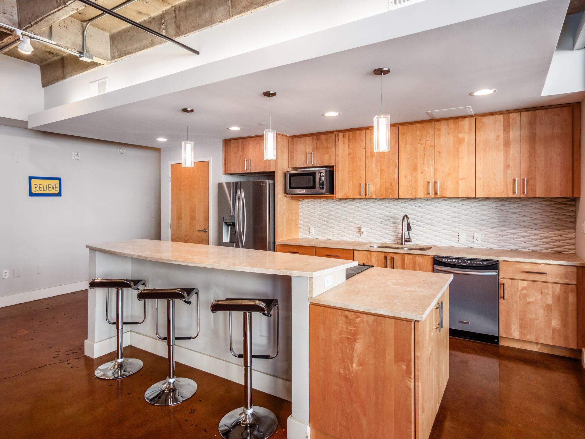 199 S 5th Street, 405