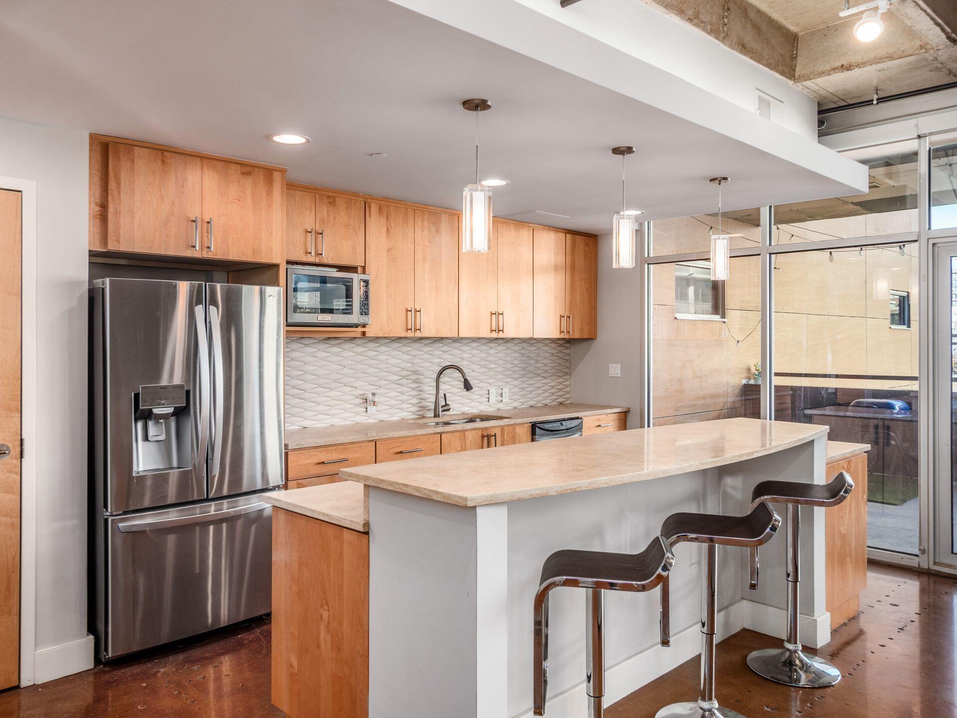 199 S 5th Street, 405