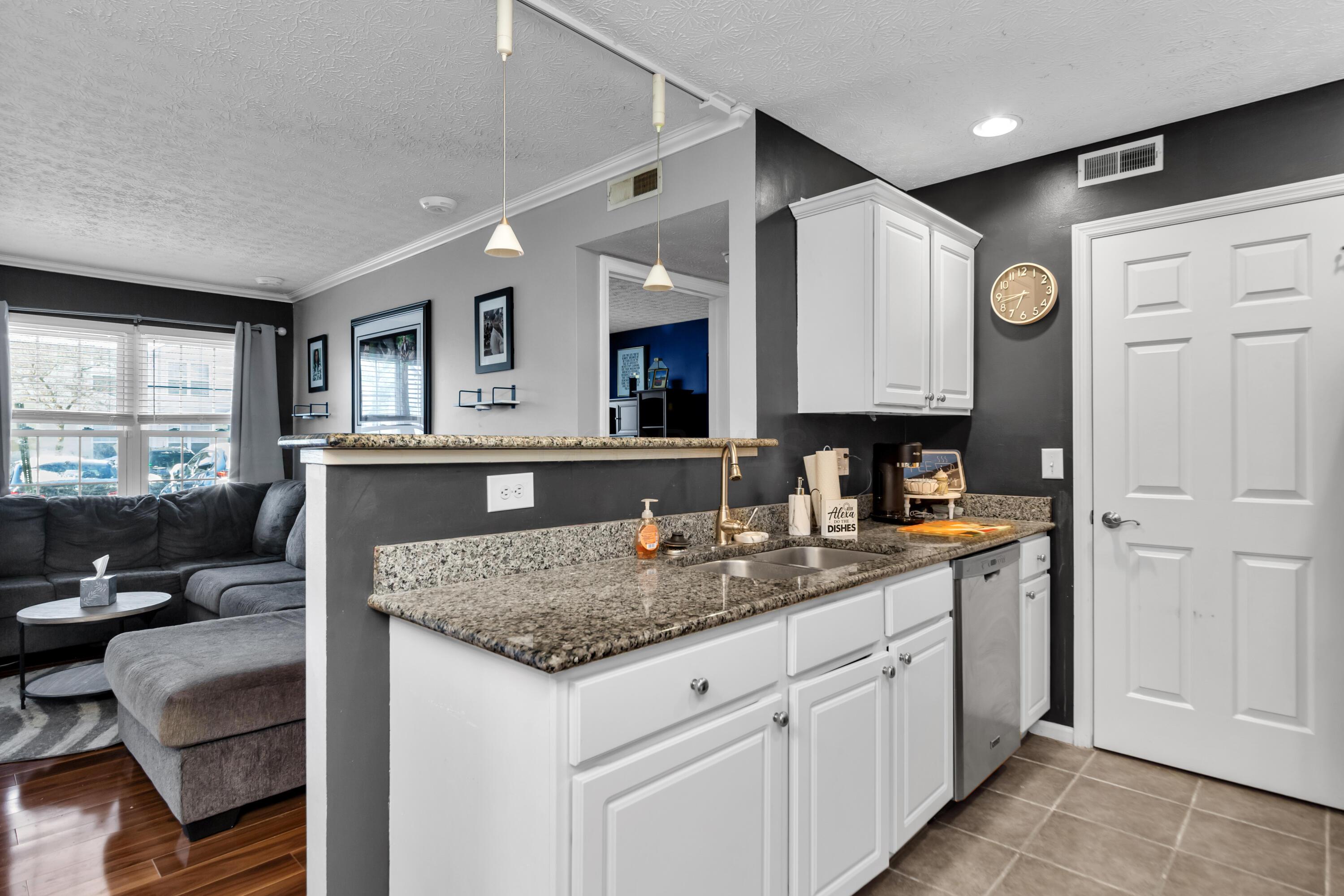 5488 Cedar Spring, Columbus