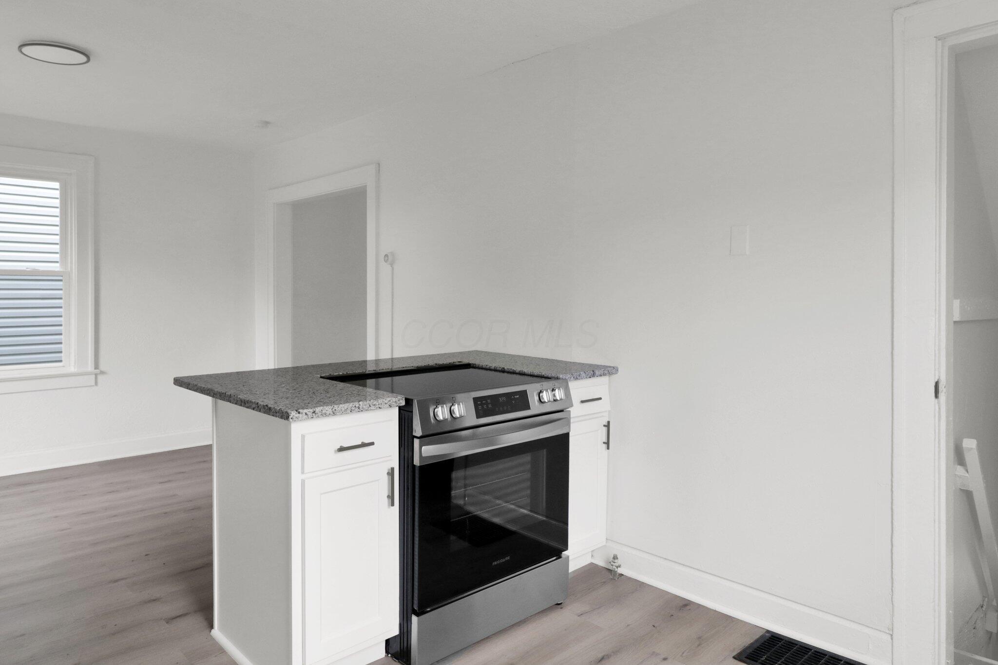 1131 E 16th Avenue, Columbus