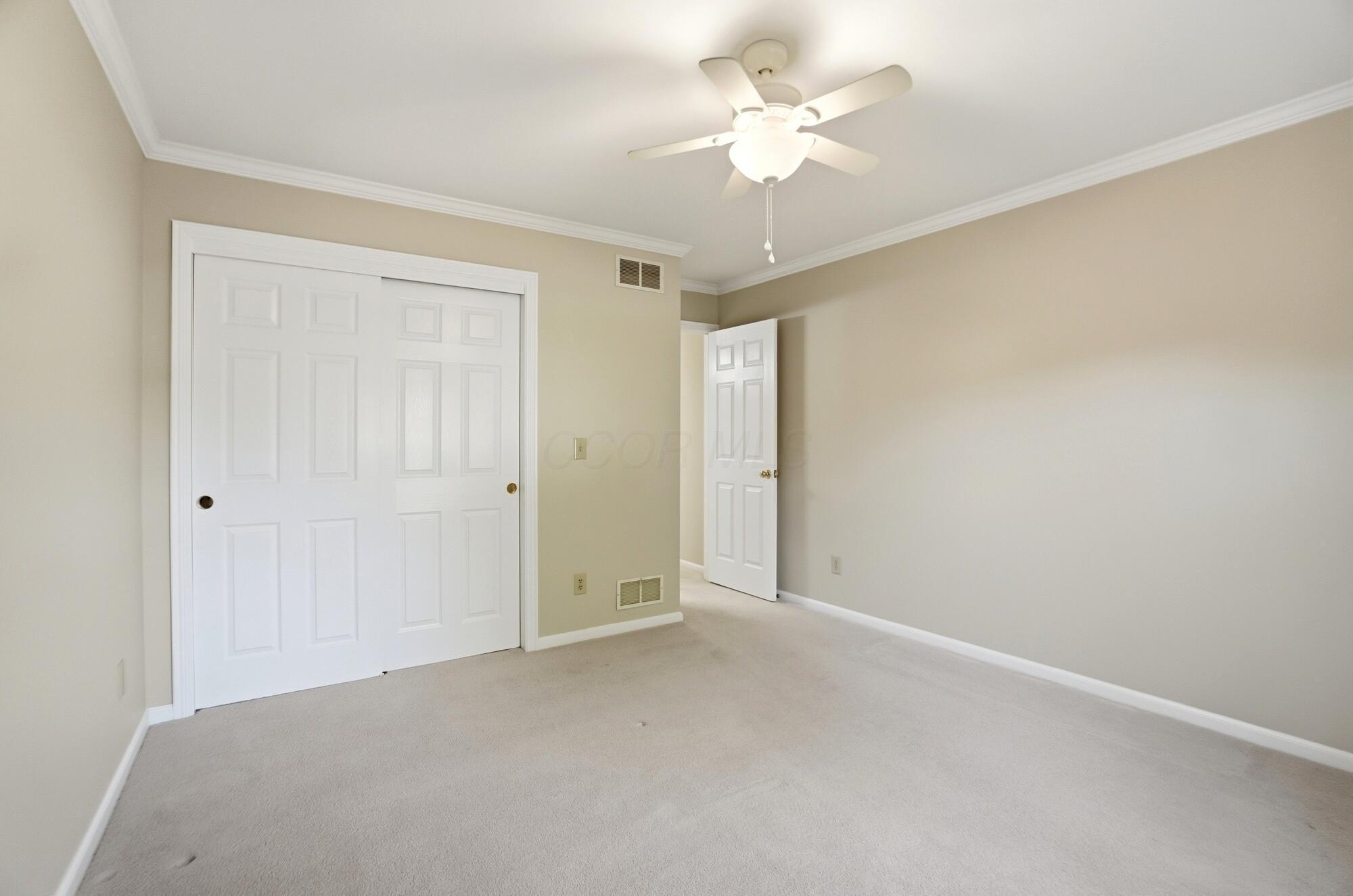 5672 Barry Trace, Dublin