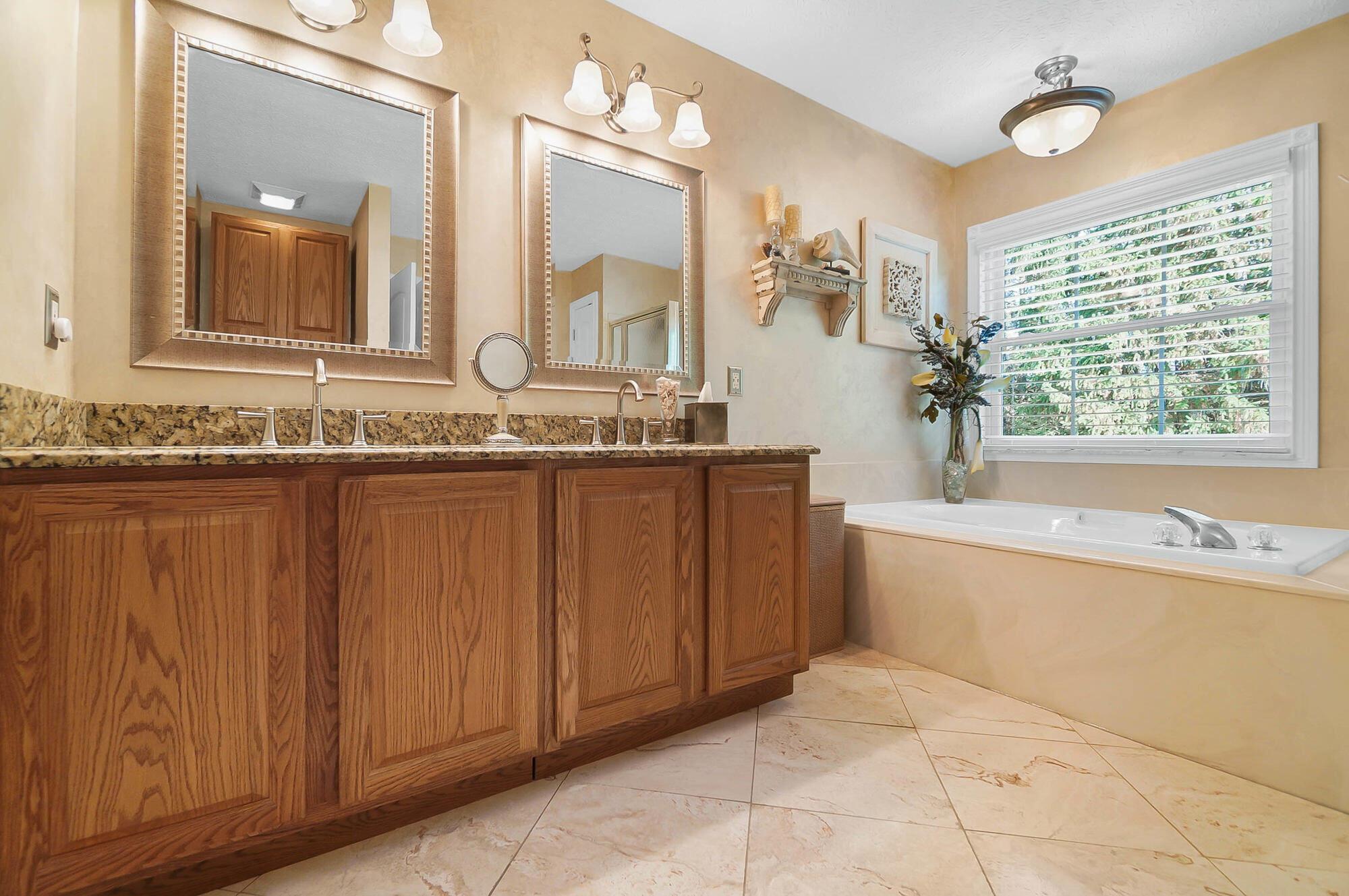 7472 Maynooth Drive, Dublin