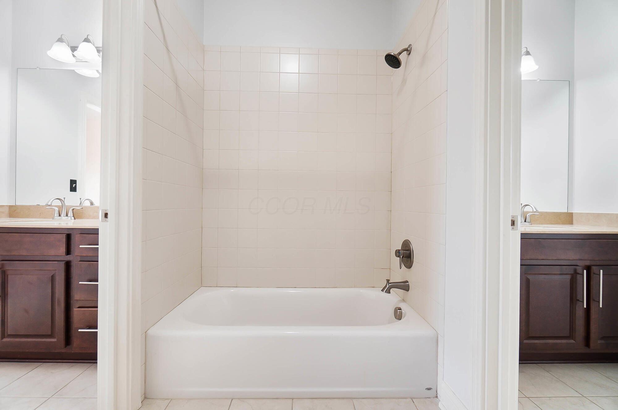 10614 Arrowwood Drive, Plain City