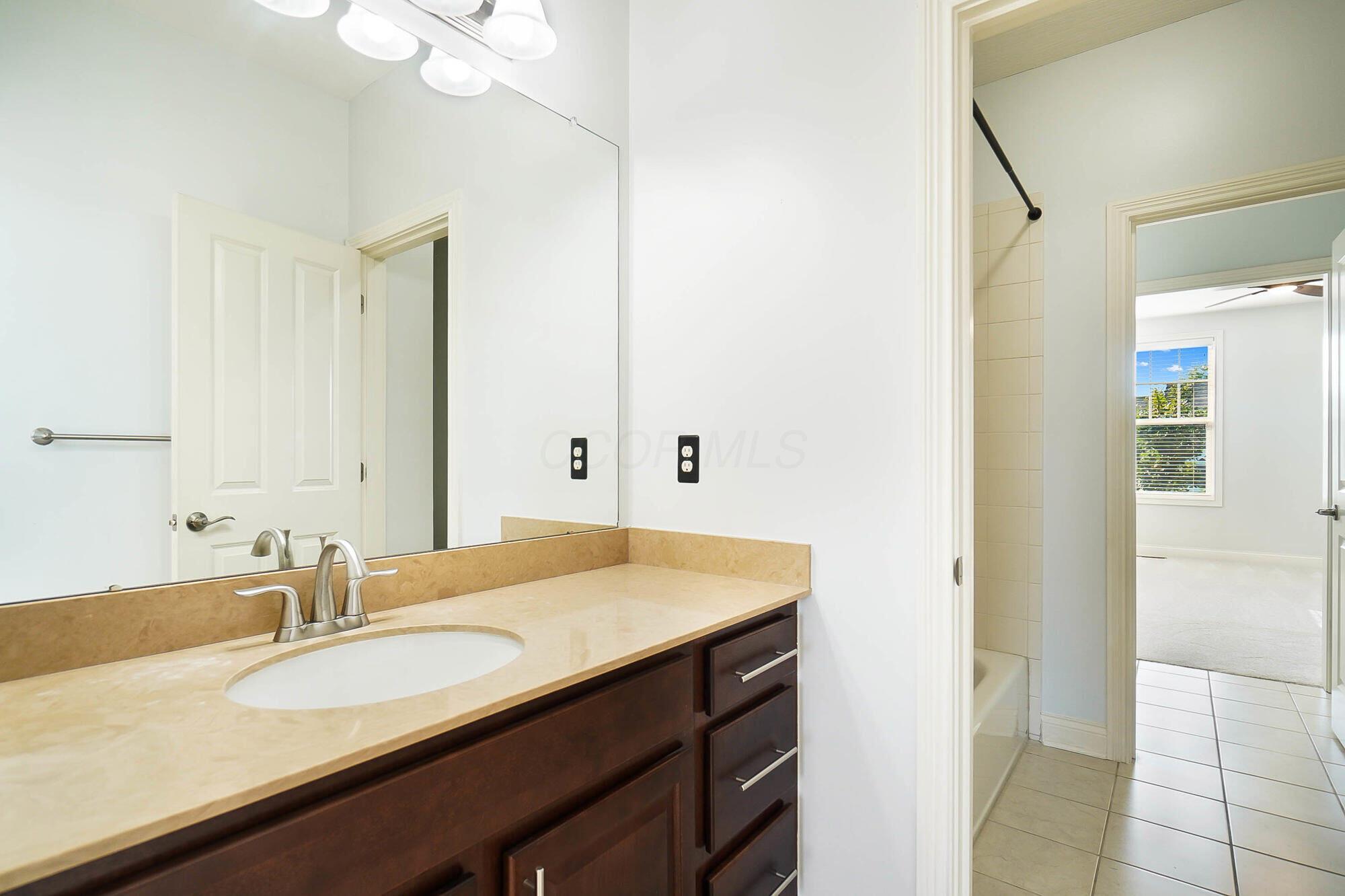 10614 Arrowwood Drive, Plain City