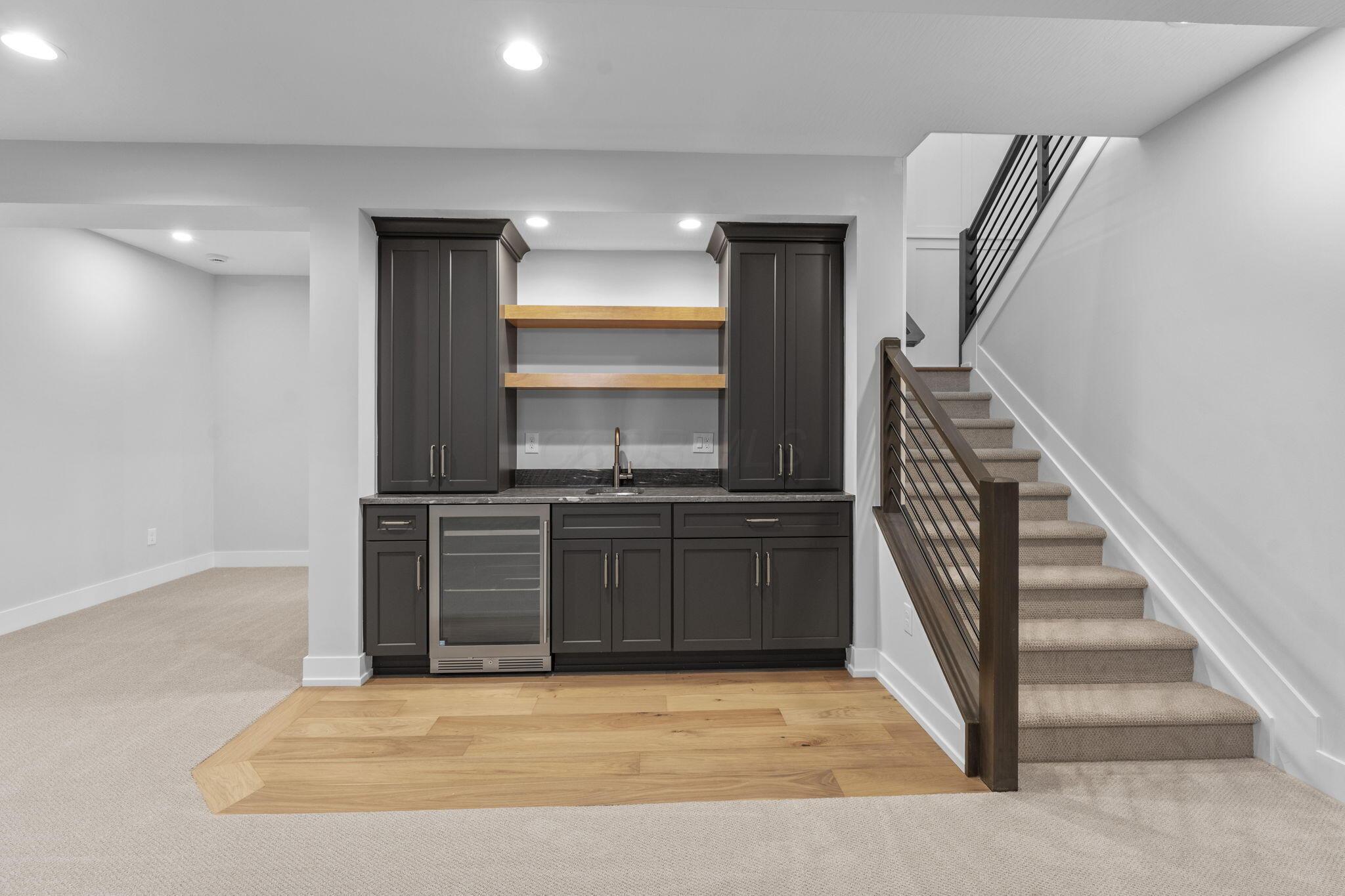 4041 Captains Circle