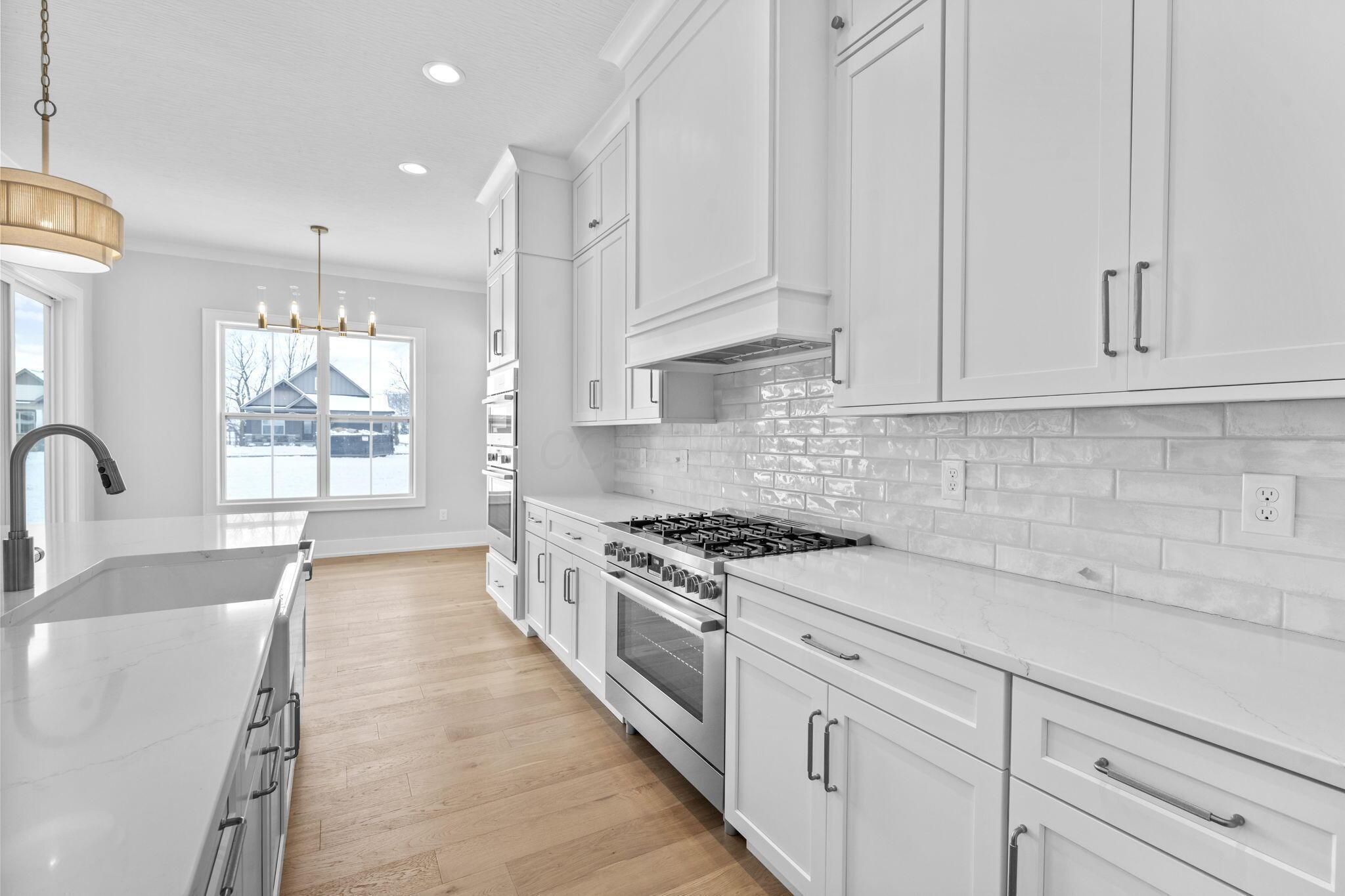 4041 Captains Circle