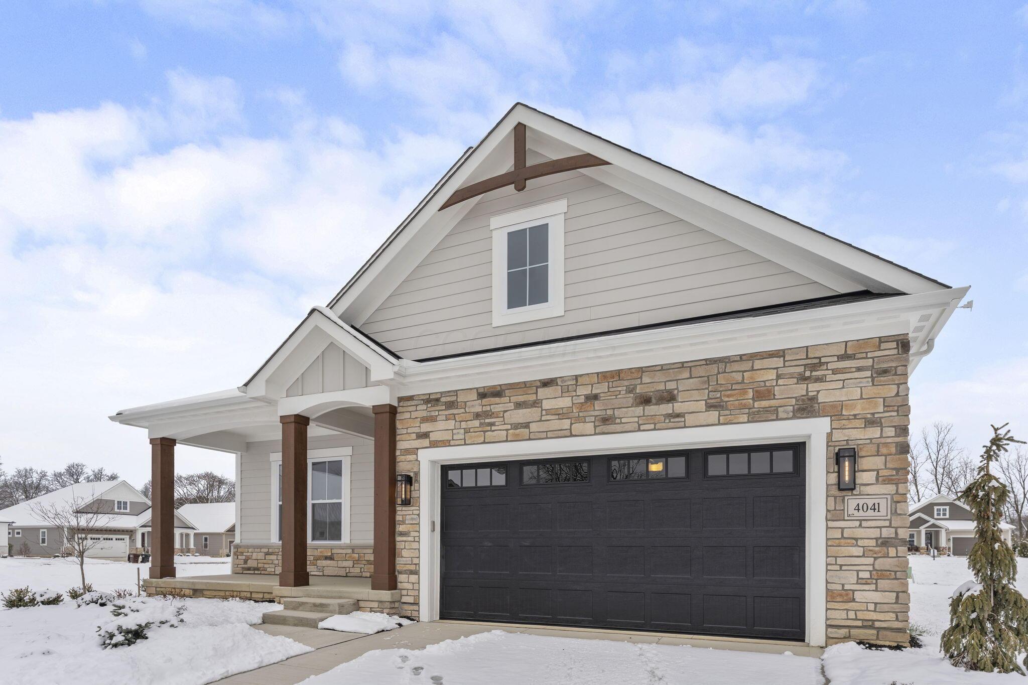 4041 Captains Circle