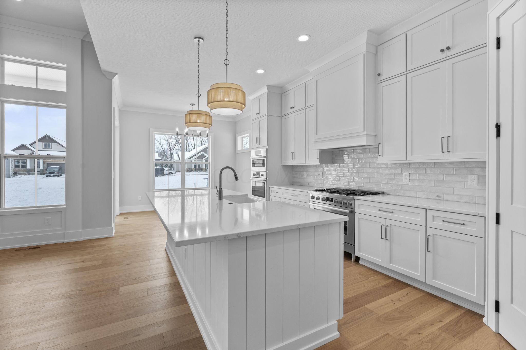 4041 Captains Circle