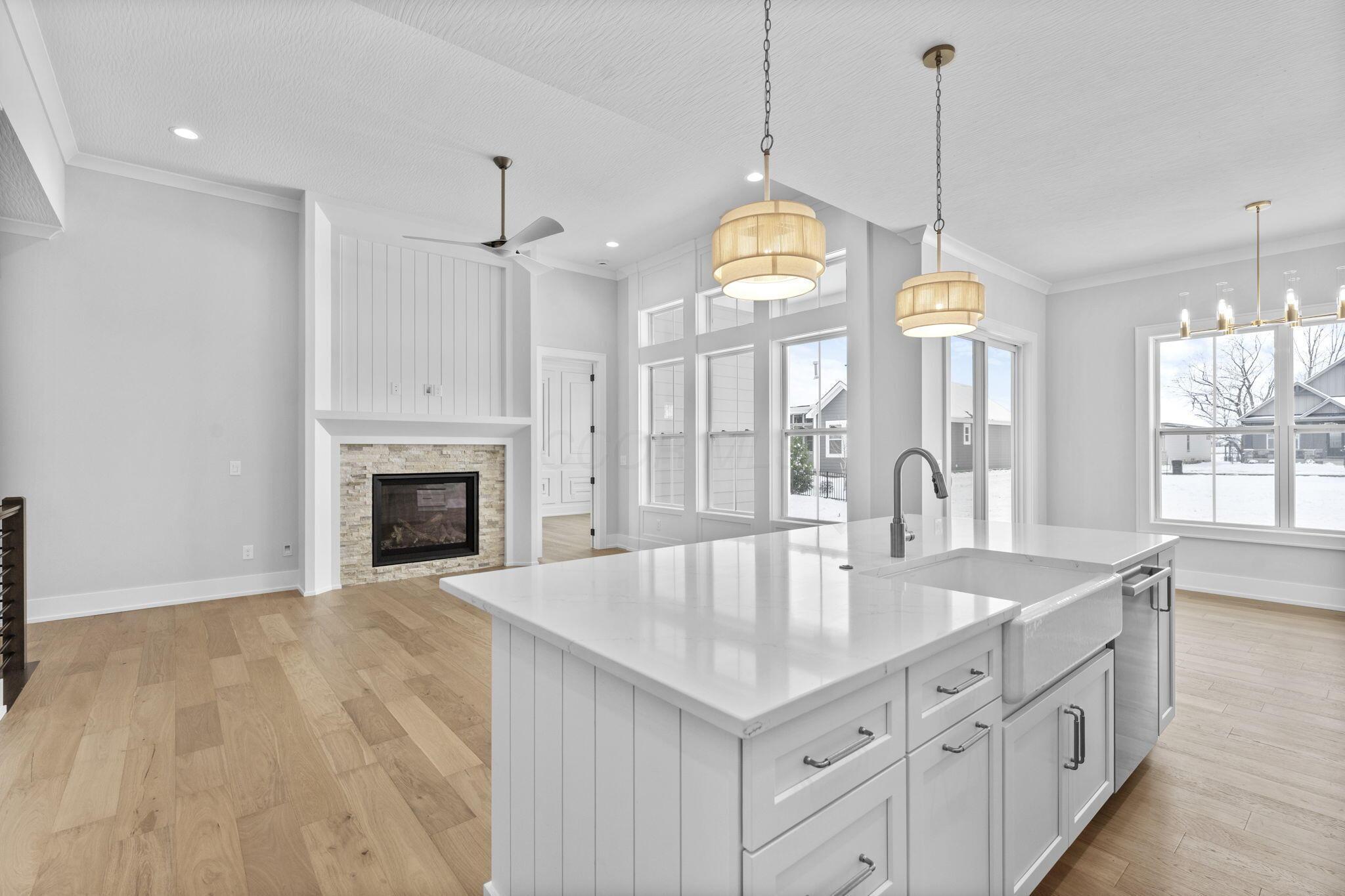 4041 Captains Circle
