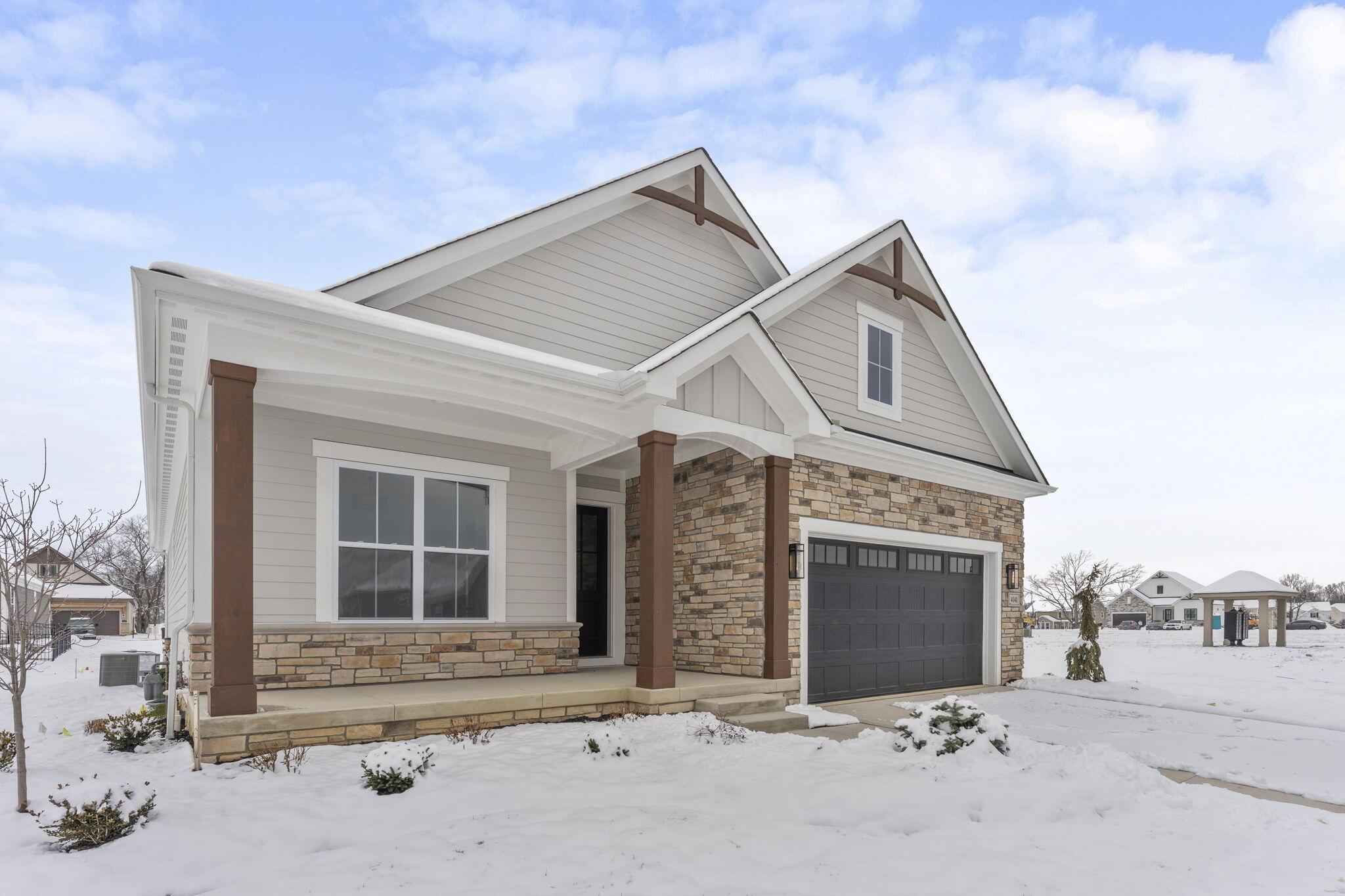 4041 Captains Circle