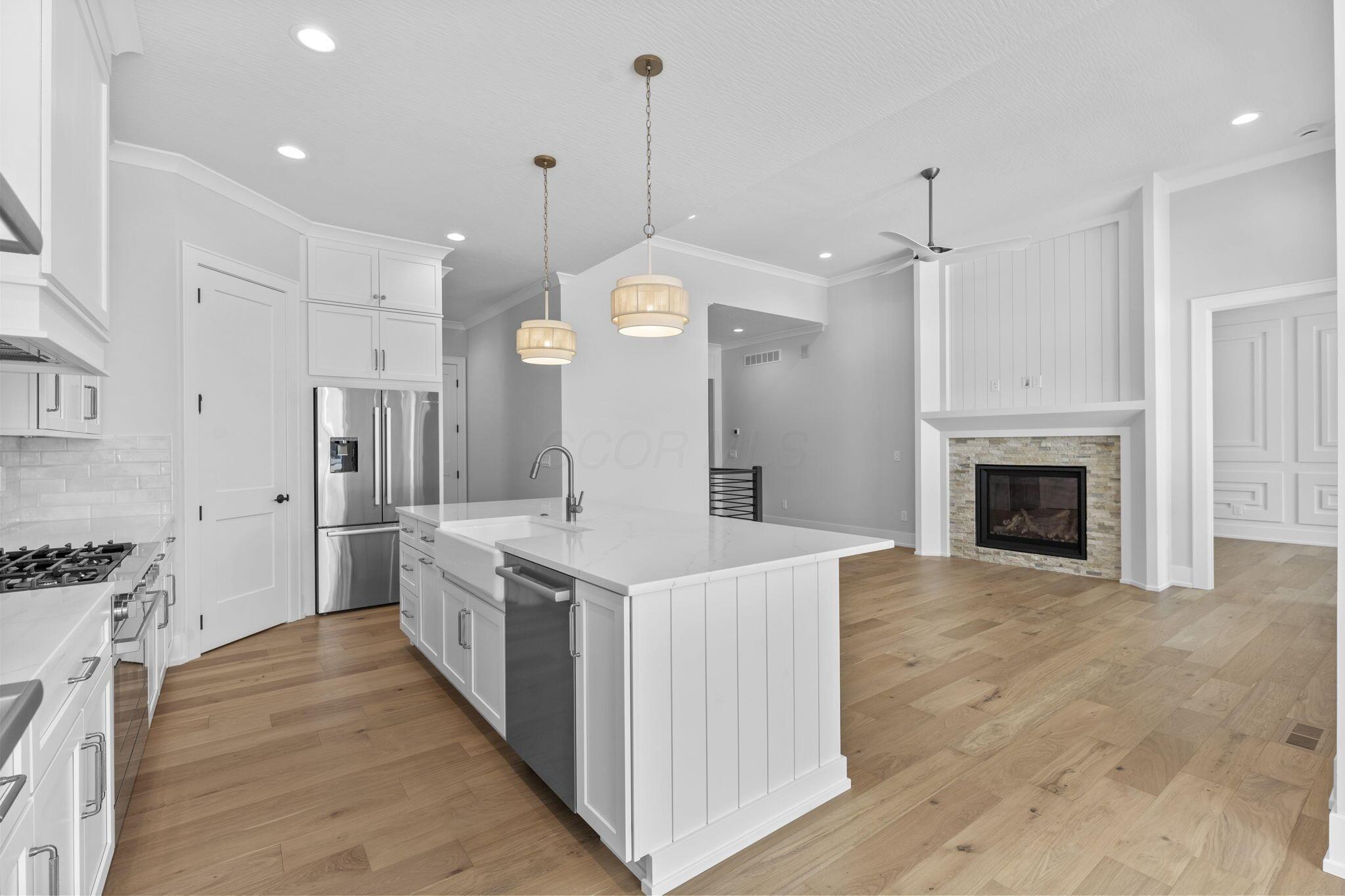 4041 Captains Circle