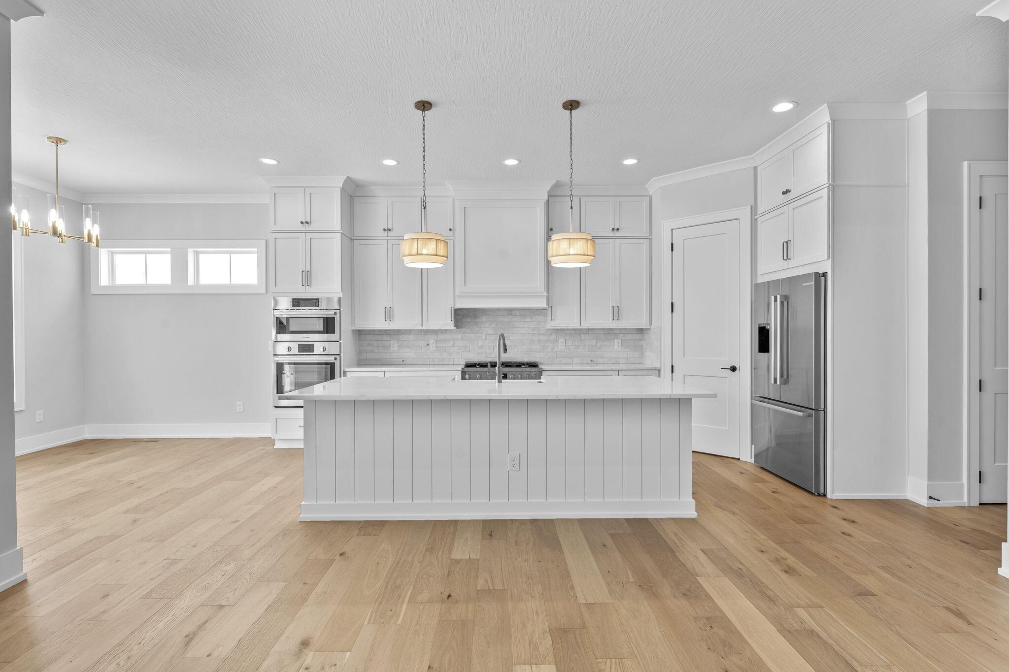 4041 Captains Circle