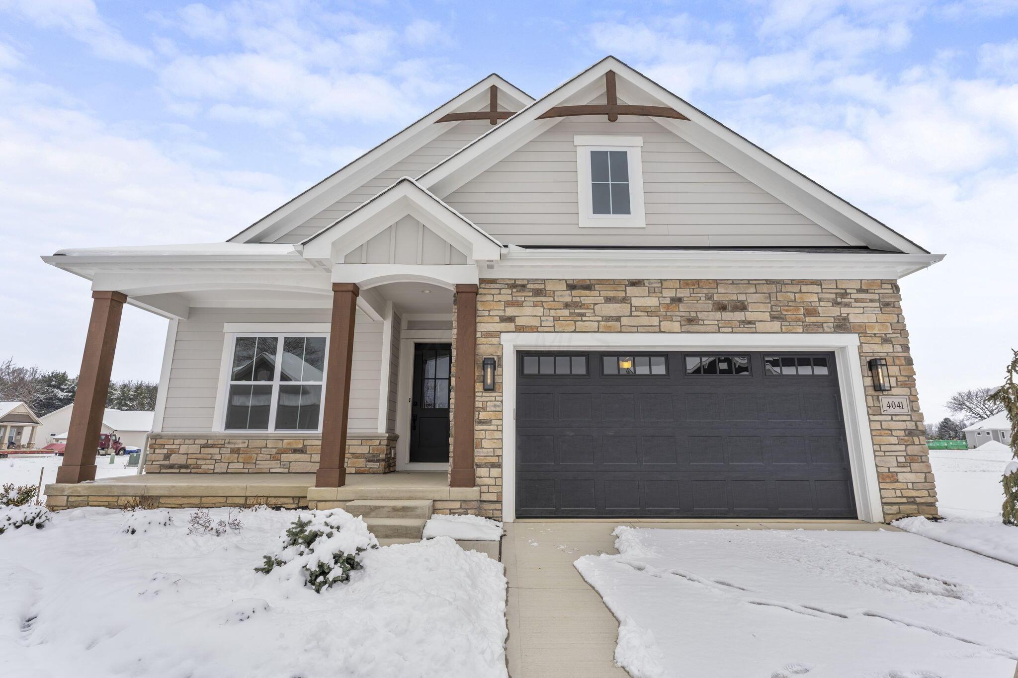 4041 Captains Circle