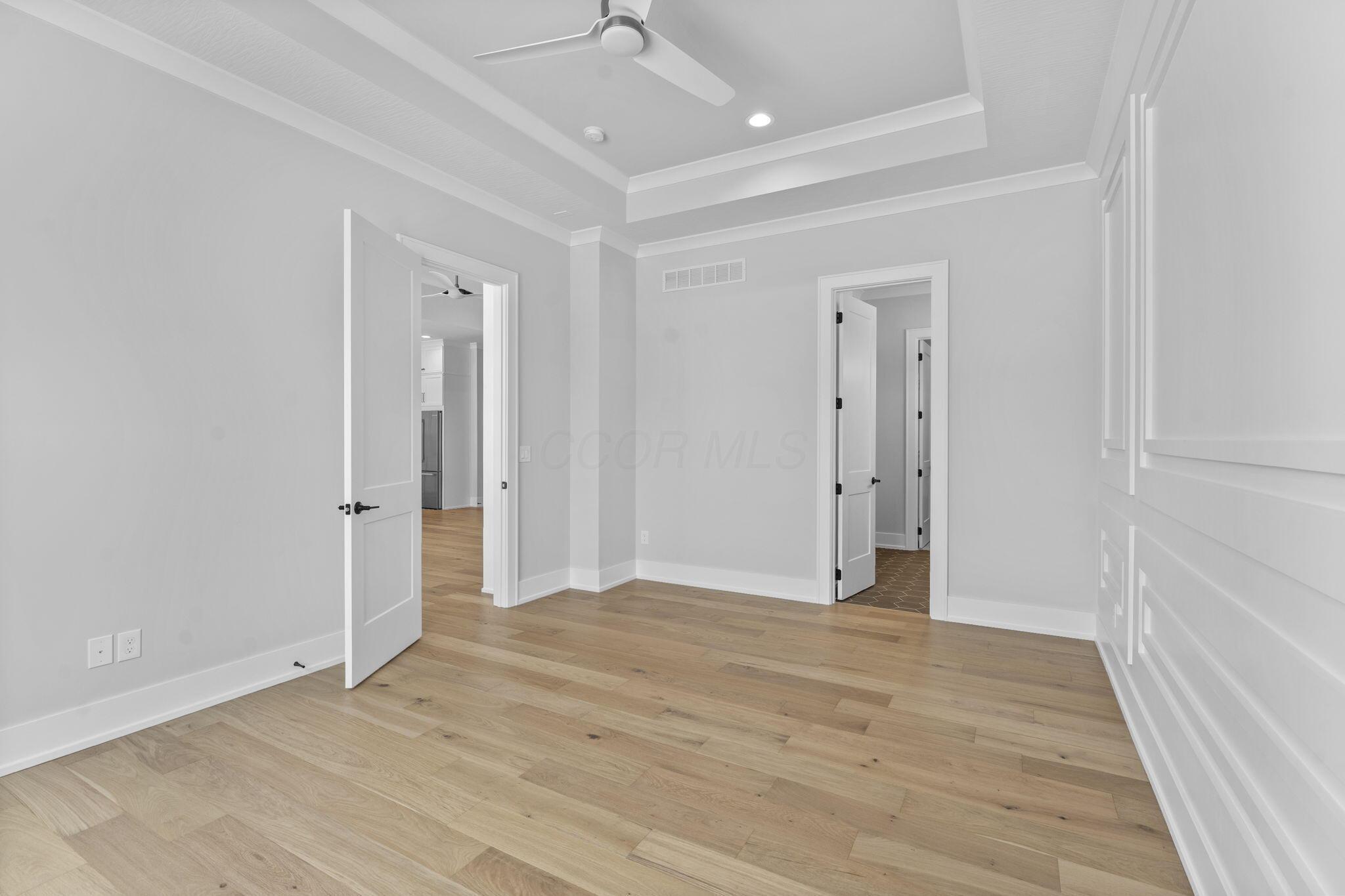 4041 Captains Circle