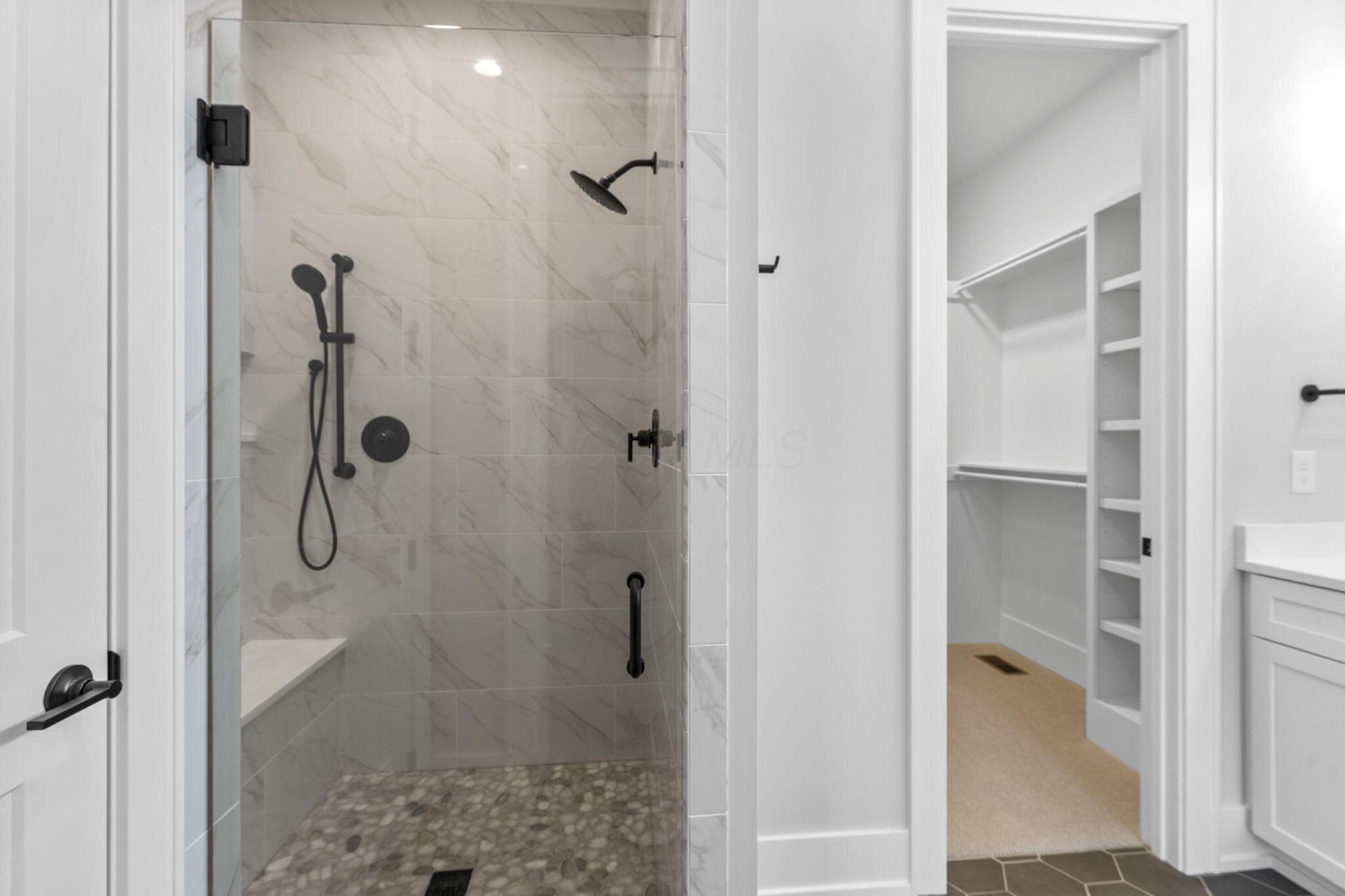 4041 Captains Circle