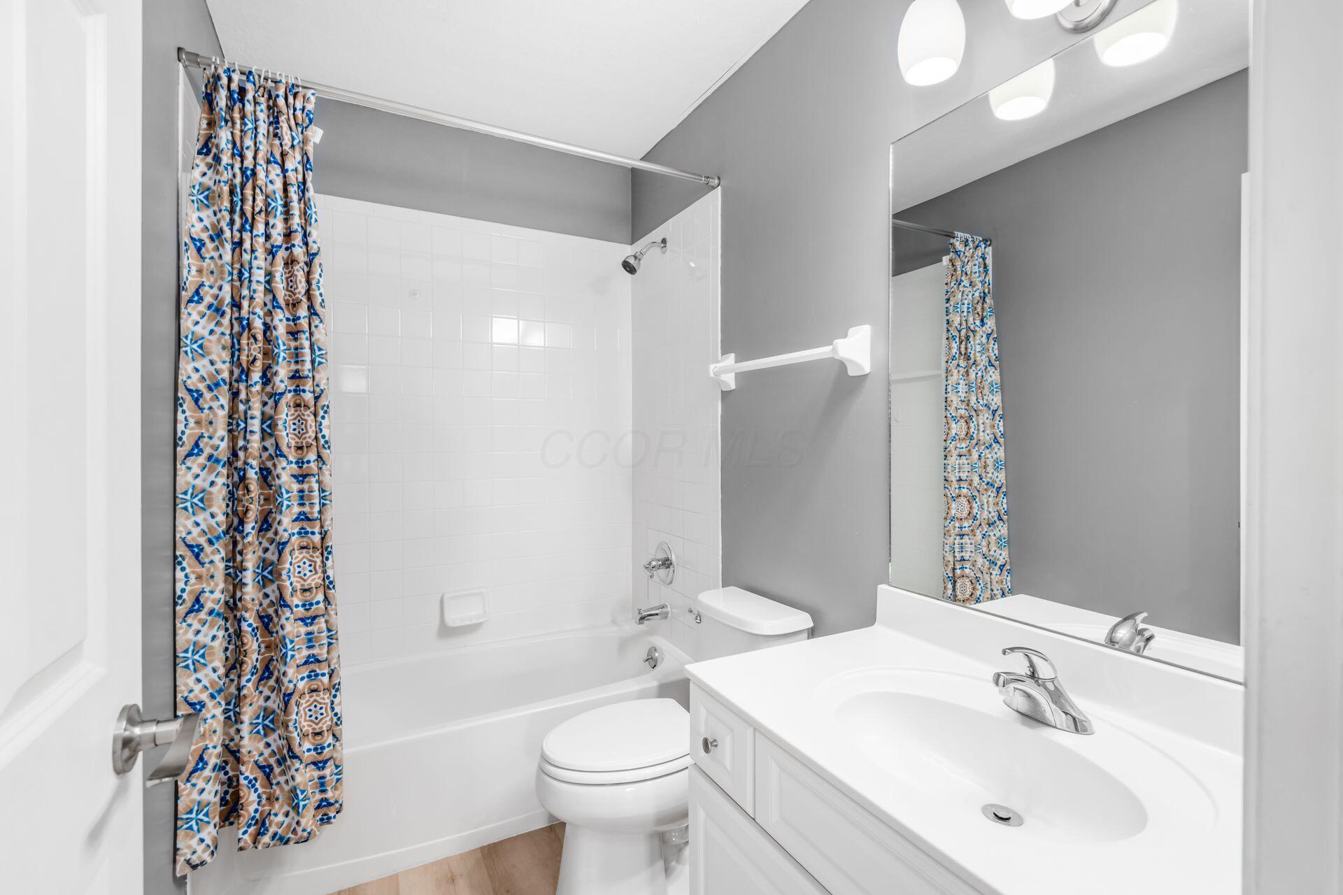 360 Sycamore Ridge Way, 360