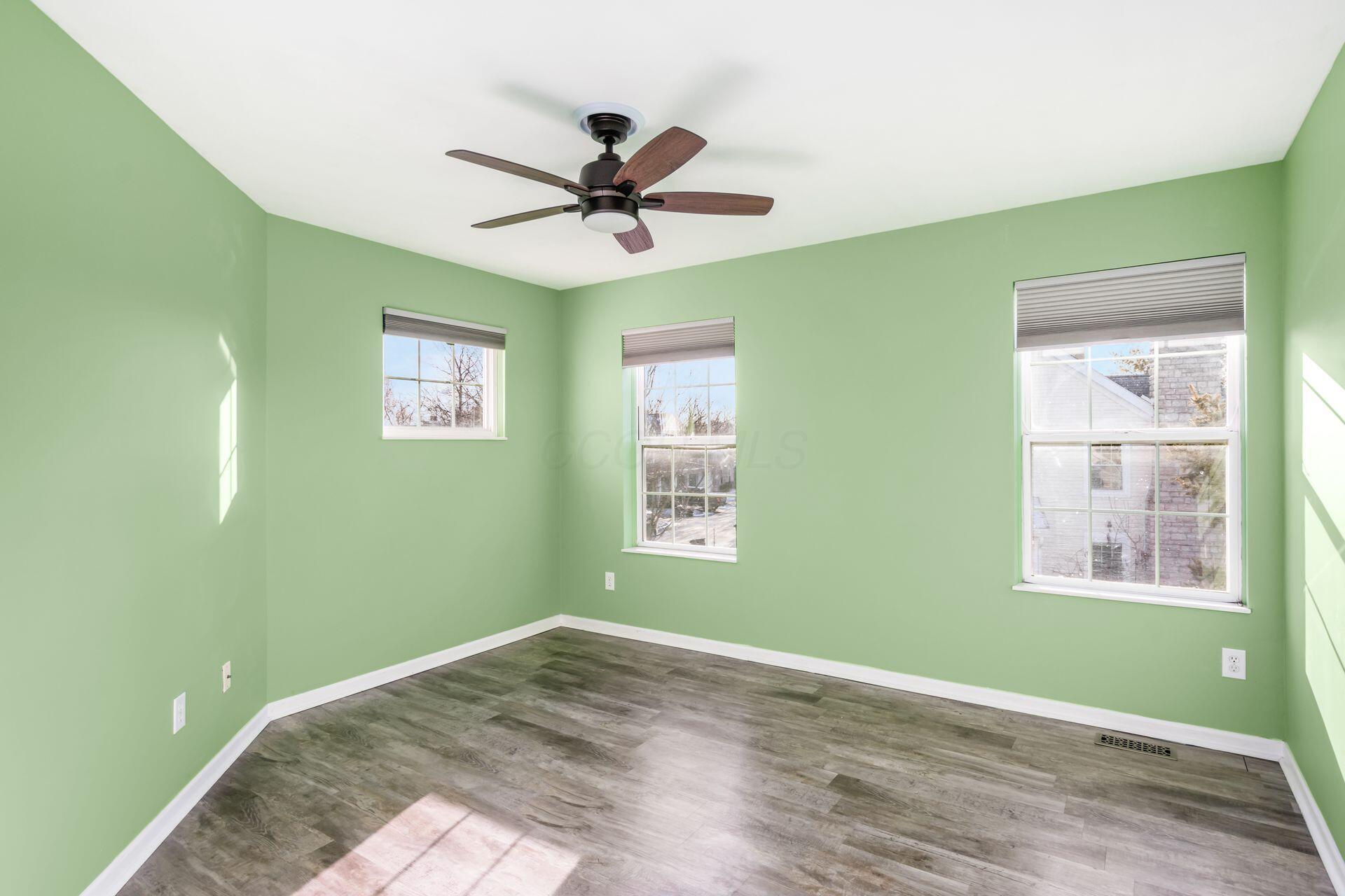 360 Sycamore Ridge Way, 360