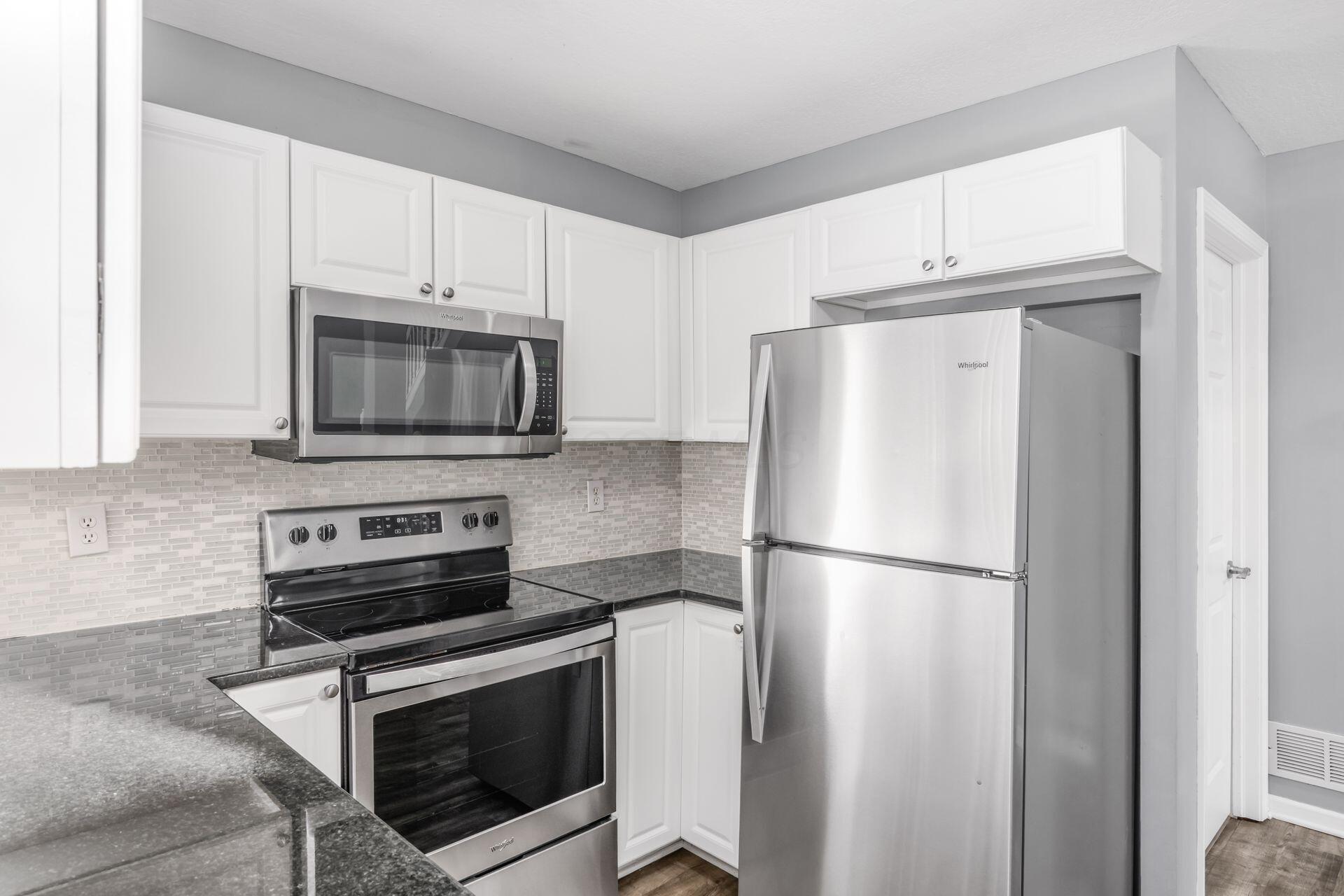 360 Sycamore Ridge Way, 360