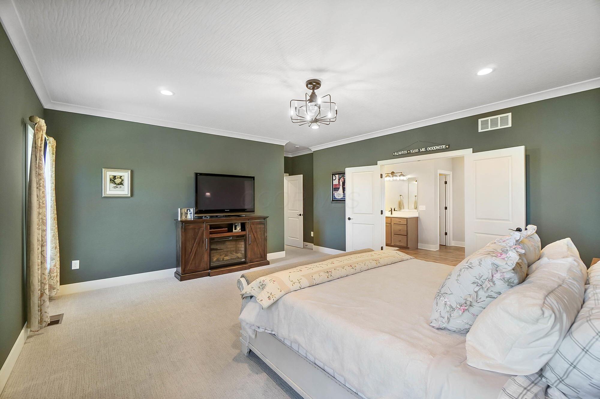 10583 Ash Grove Court