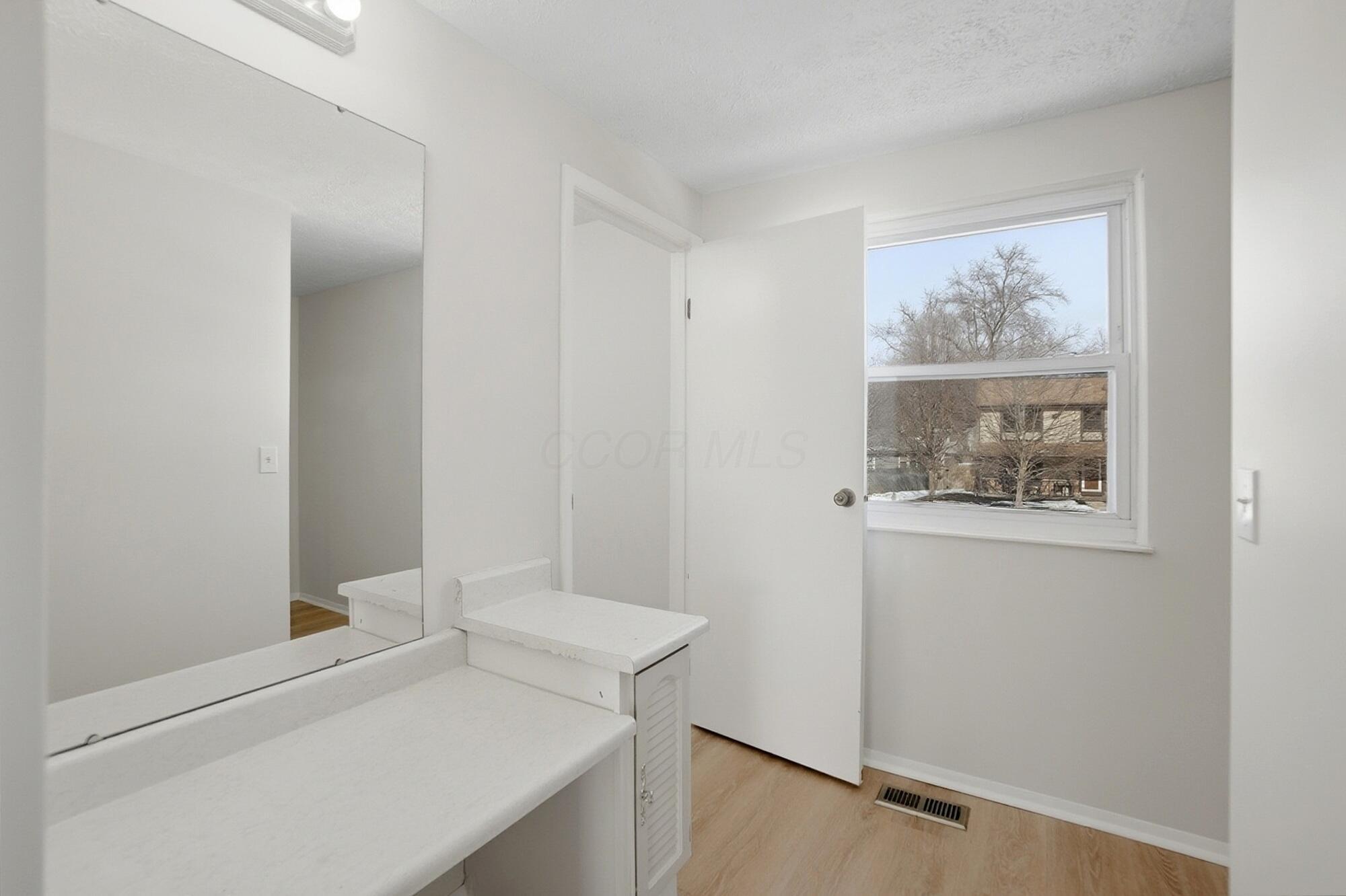 971 Timberbank Drive