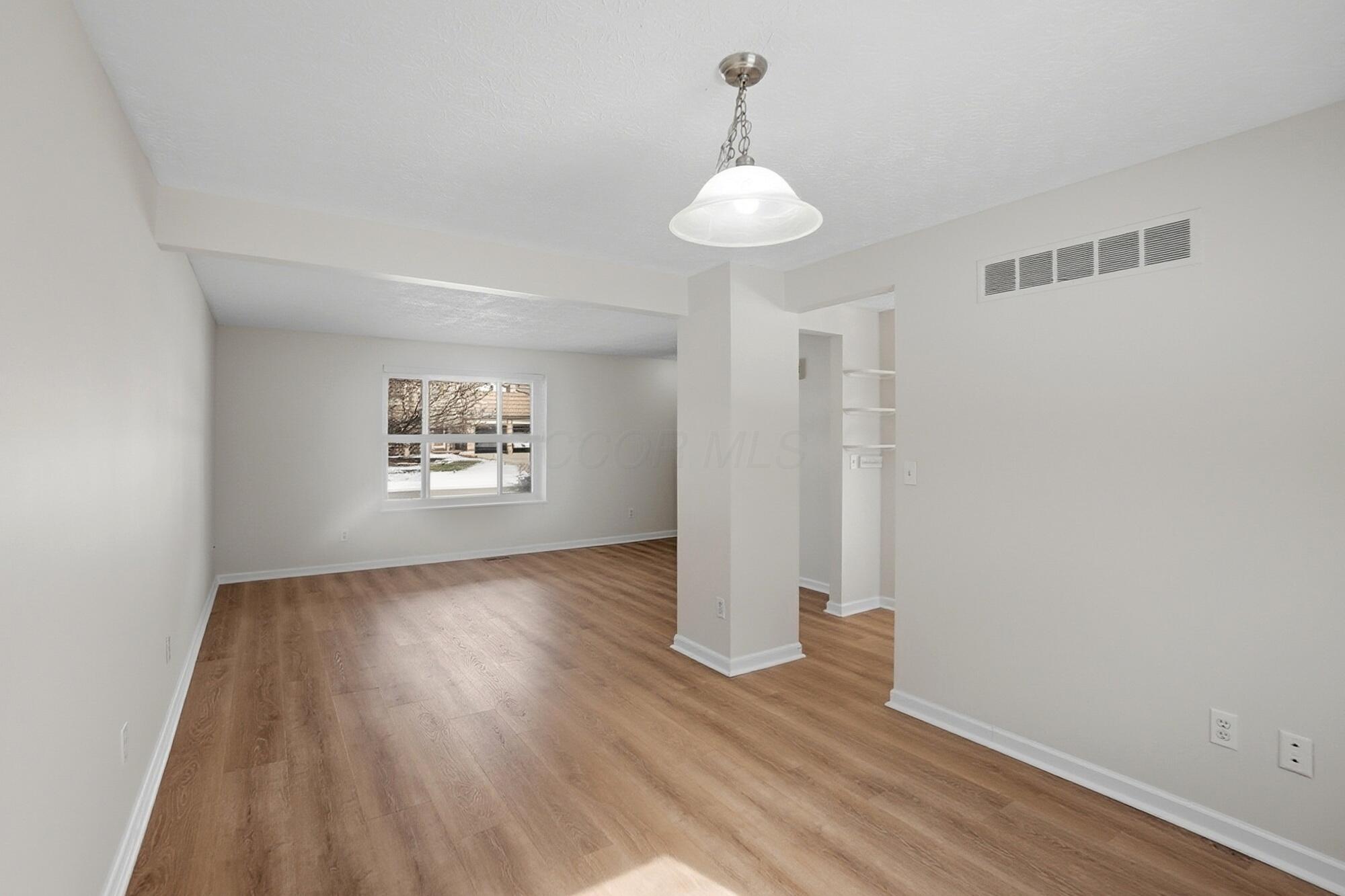 971 Timberbank Drive