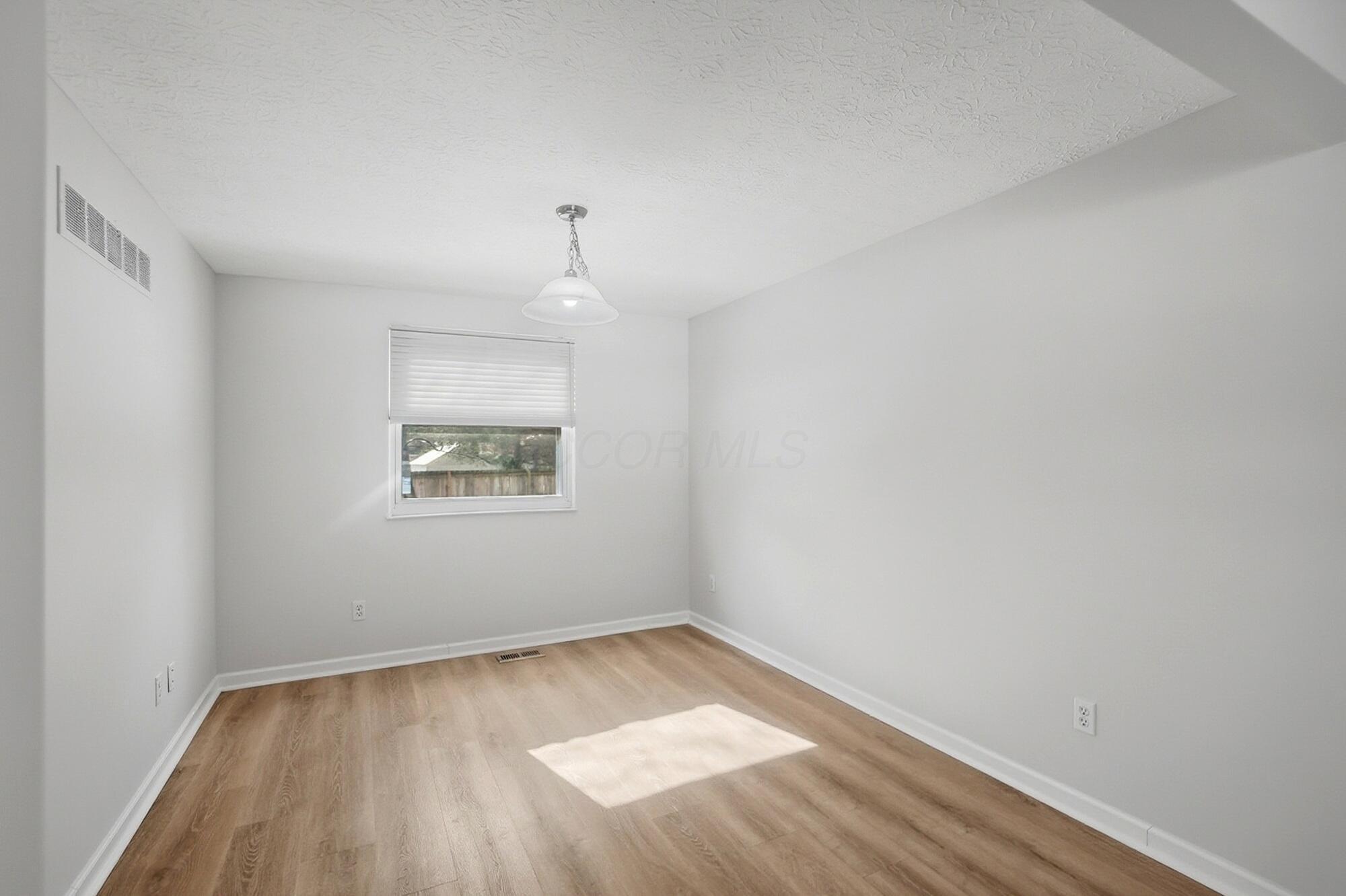 971 Timberbank Drive