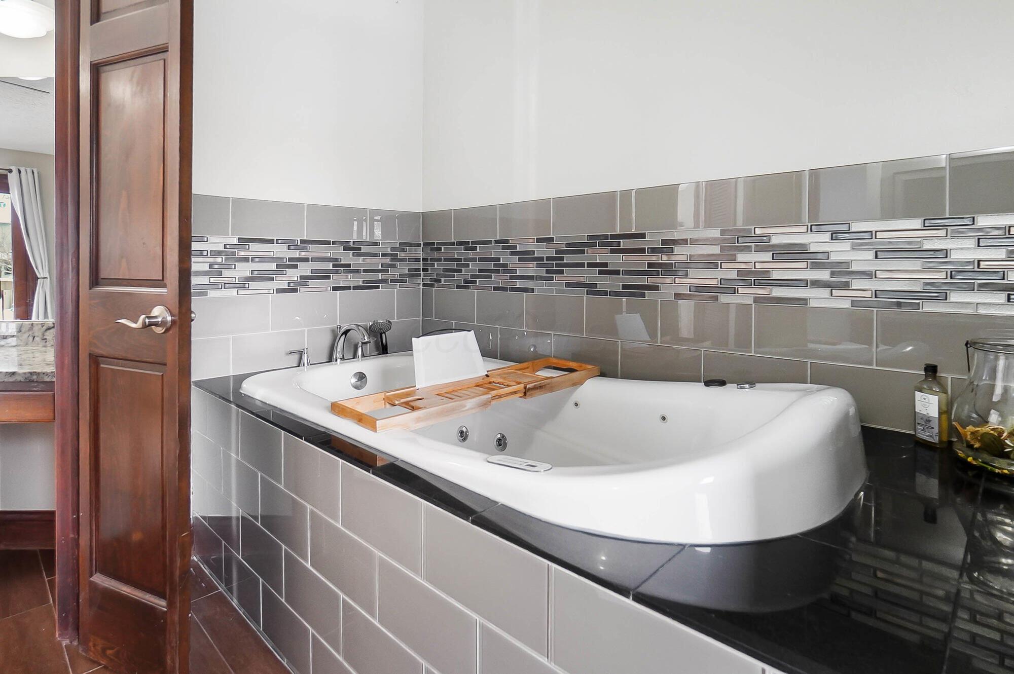 4977 Dunkerrin Court