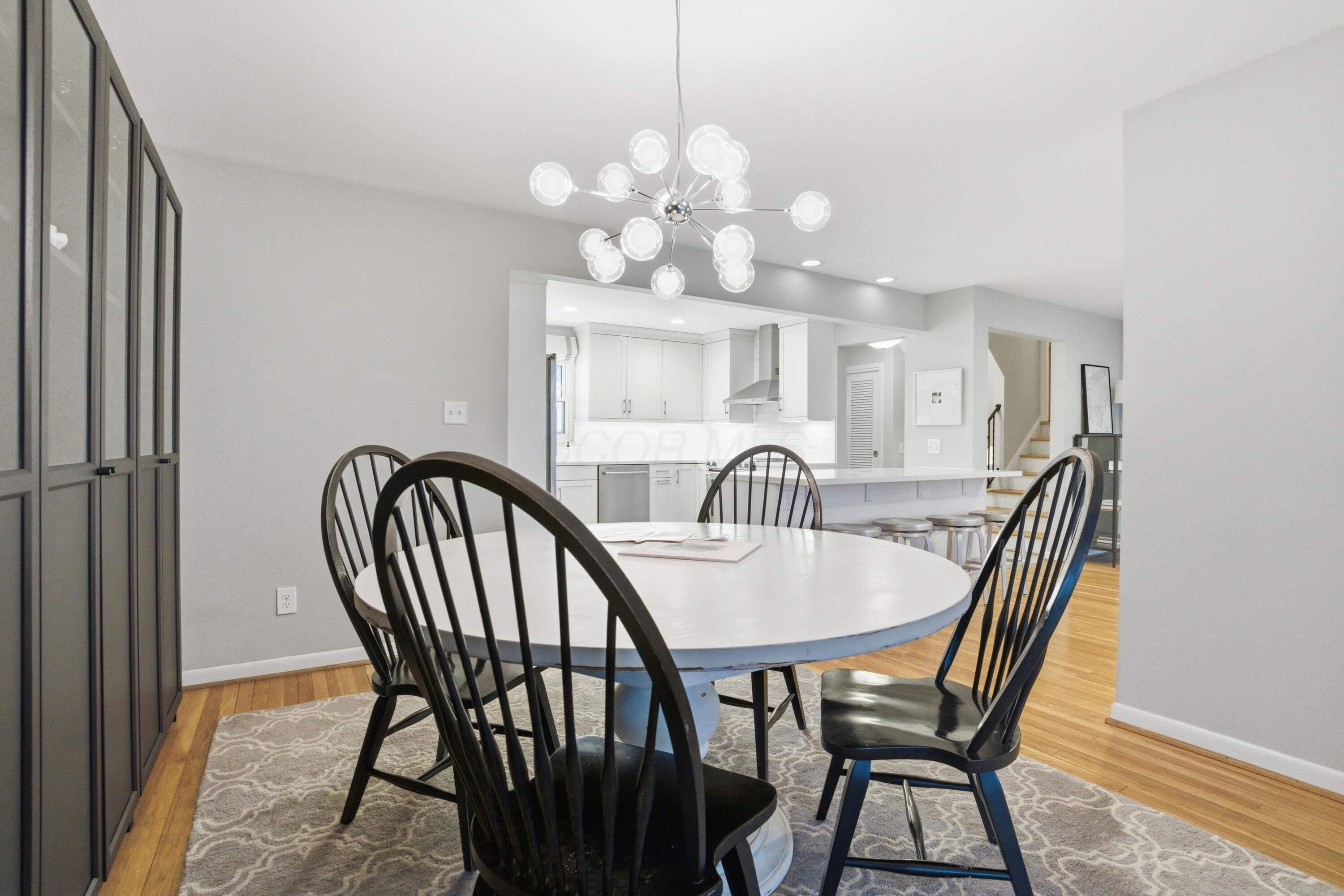 343 N Cassady Avenue