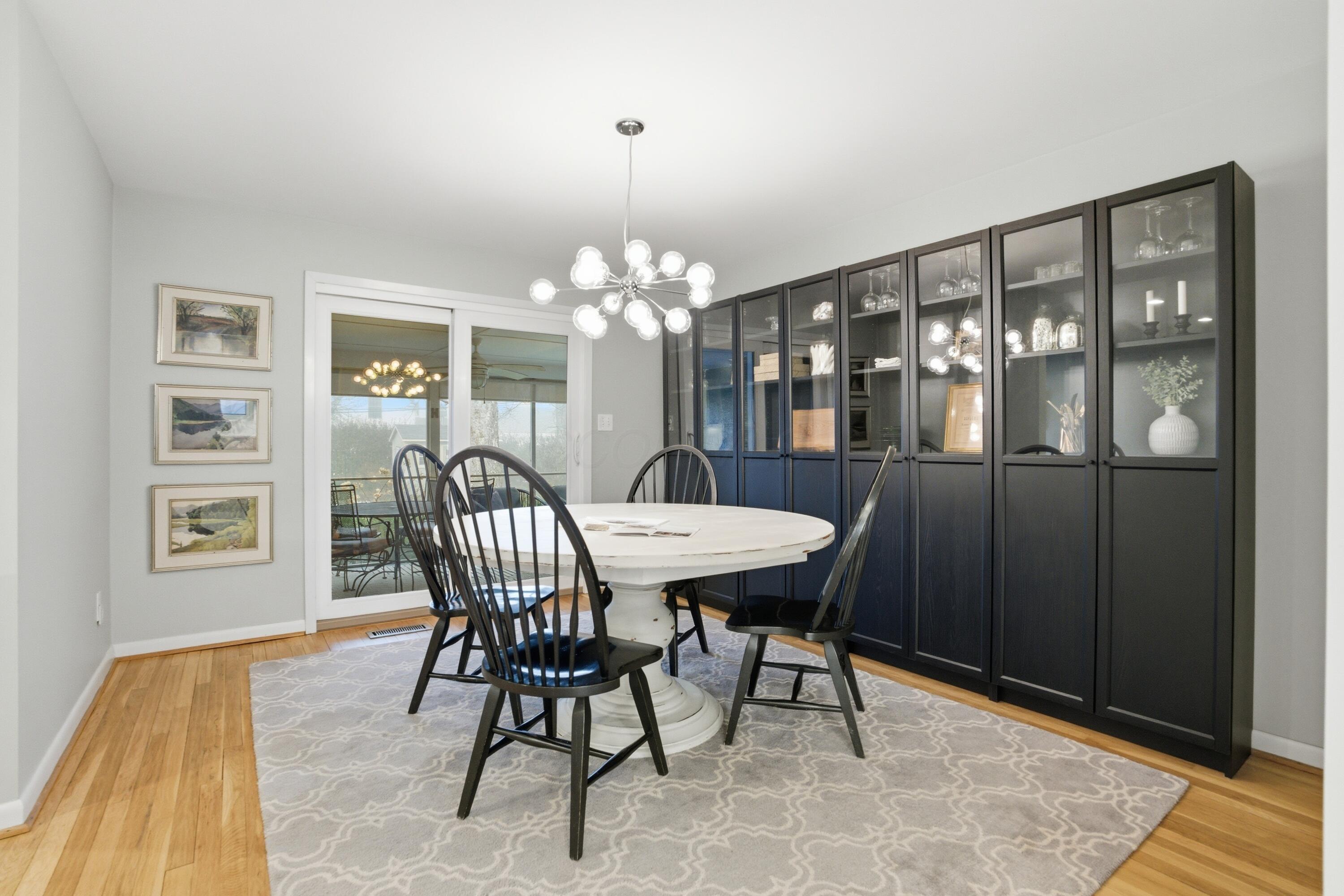 343 N Cassady Avenue