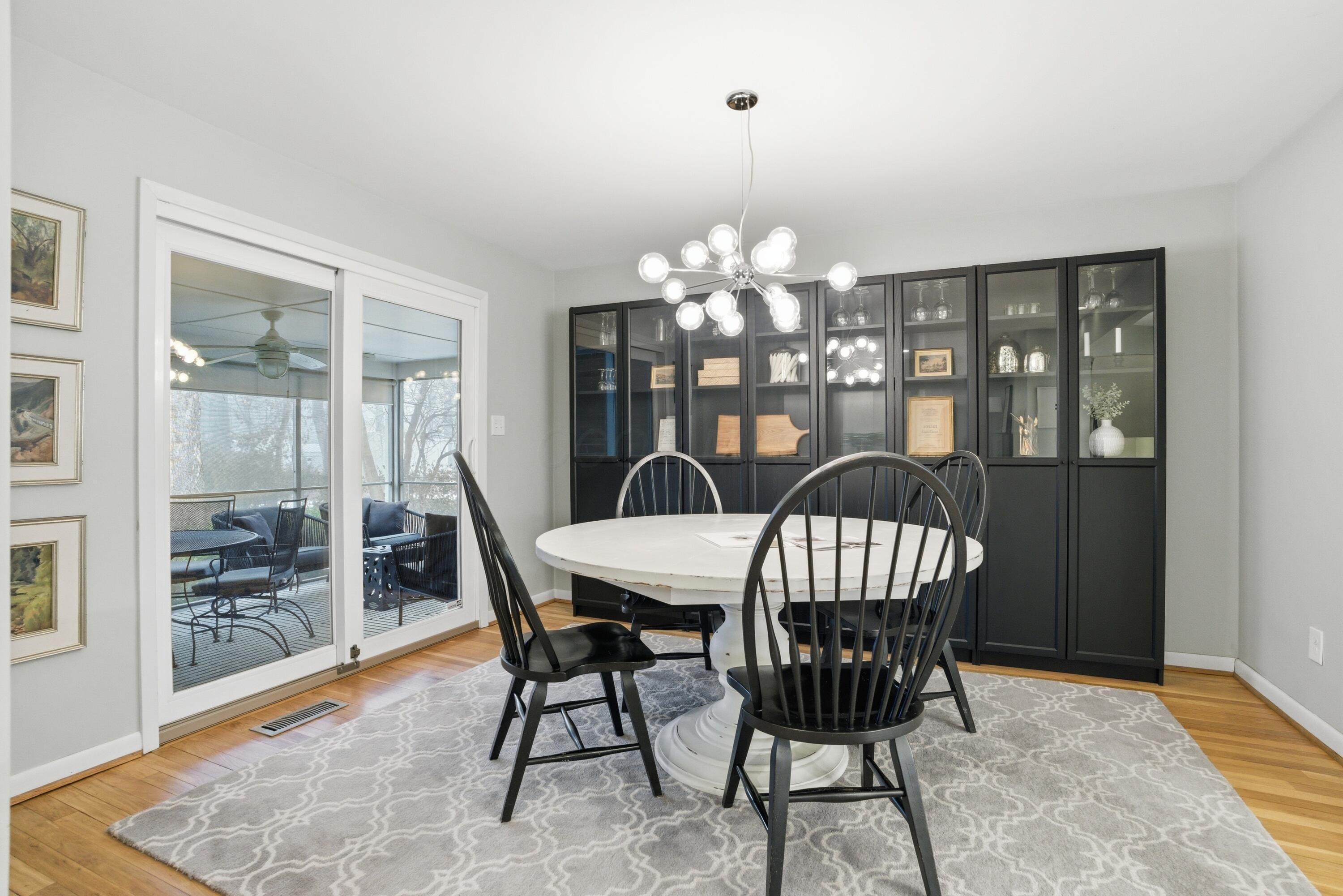 343 N Cassady Avenue