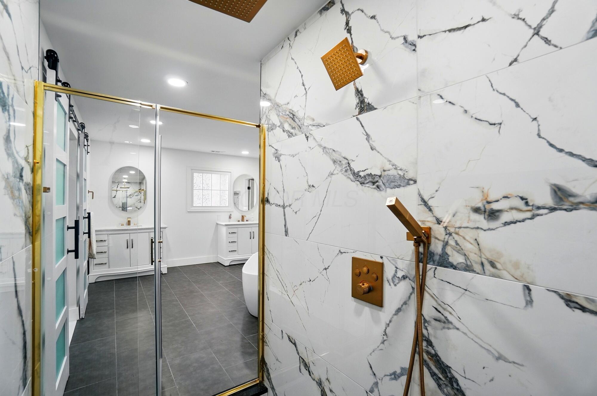 1940 Scioto Pointe Drive