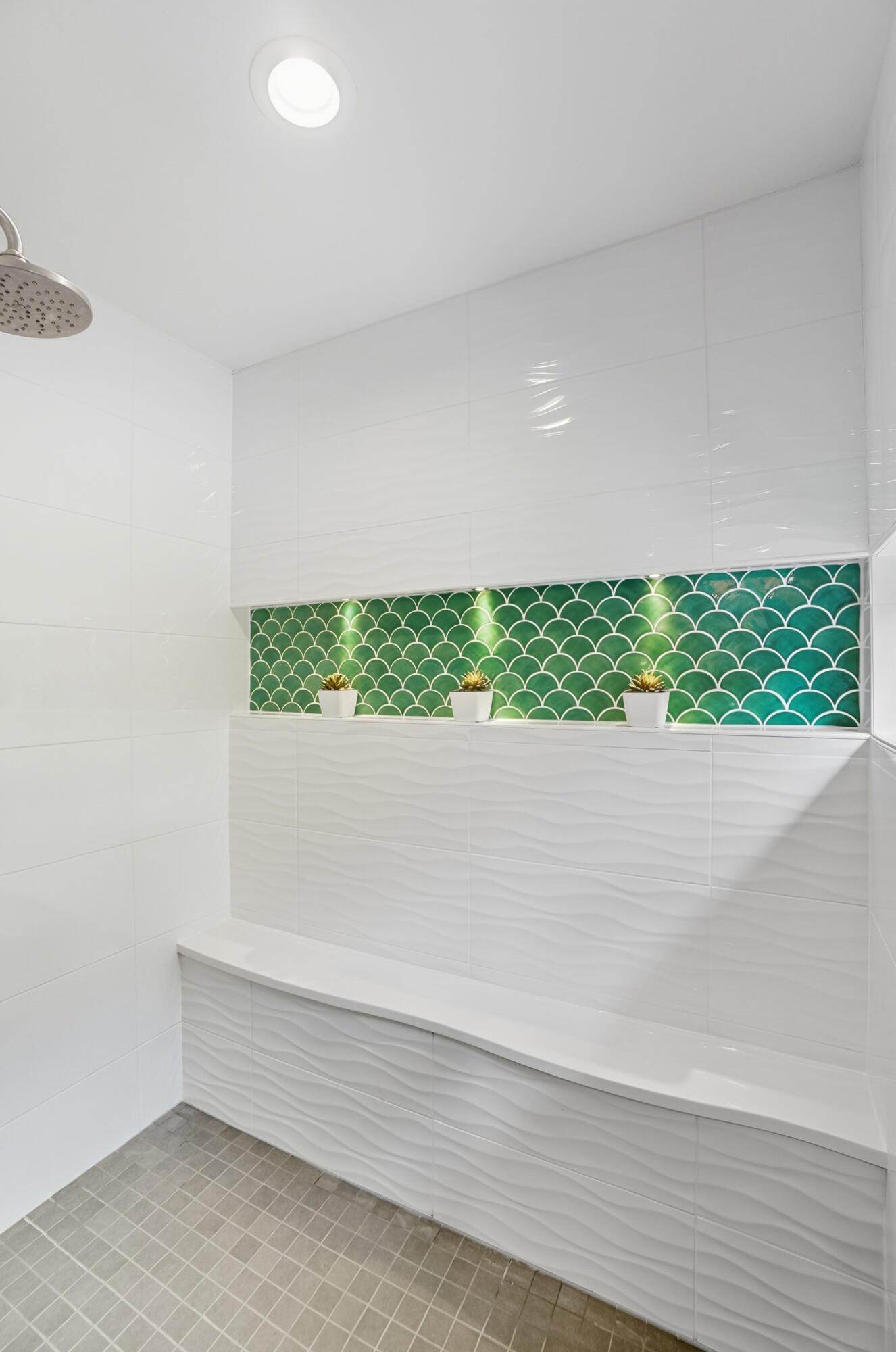 180 S Riverview Street