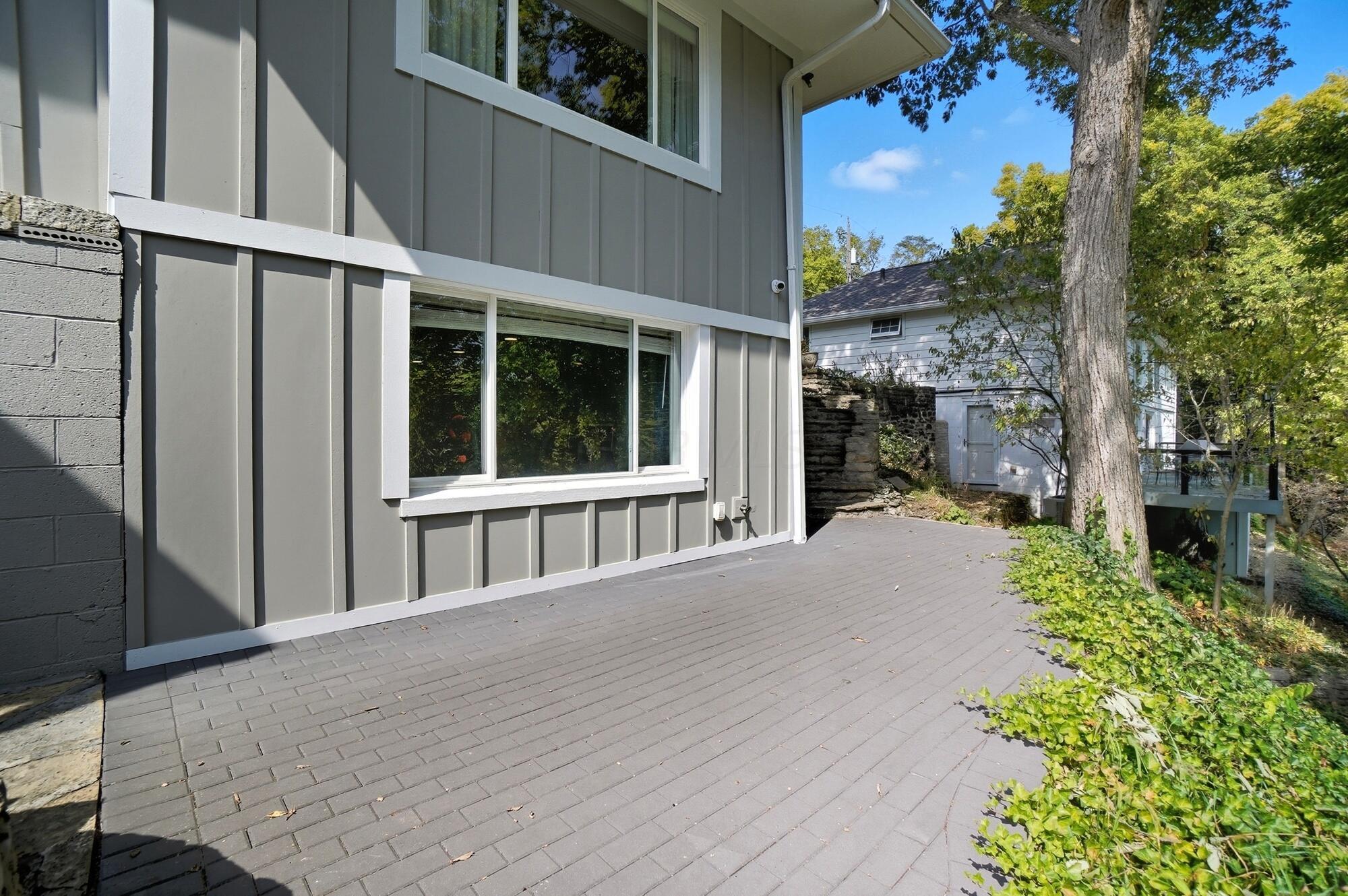 180 S Riverview Street