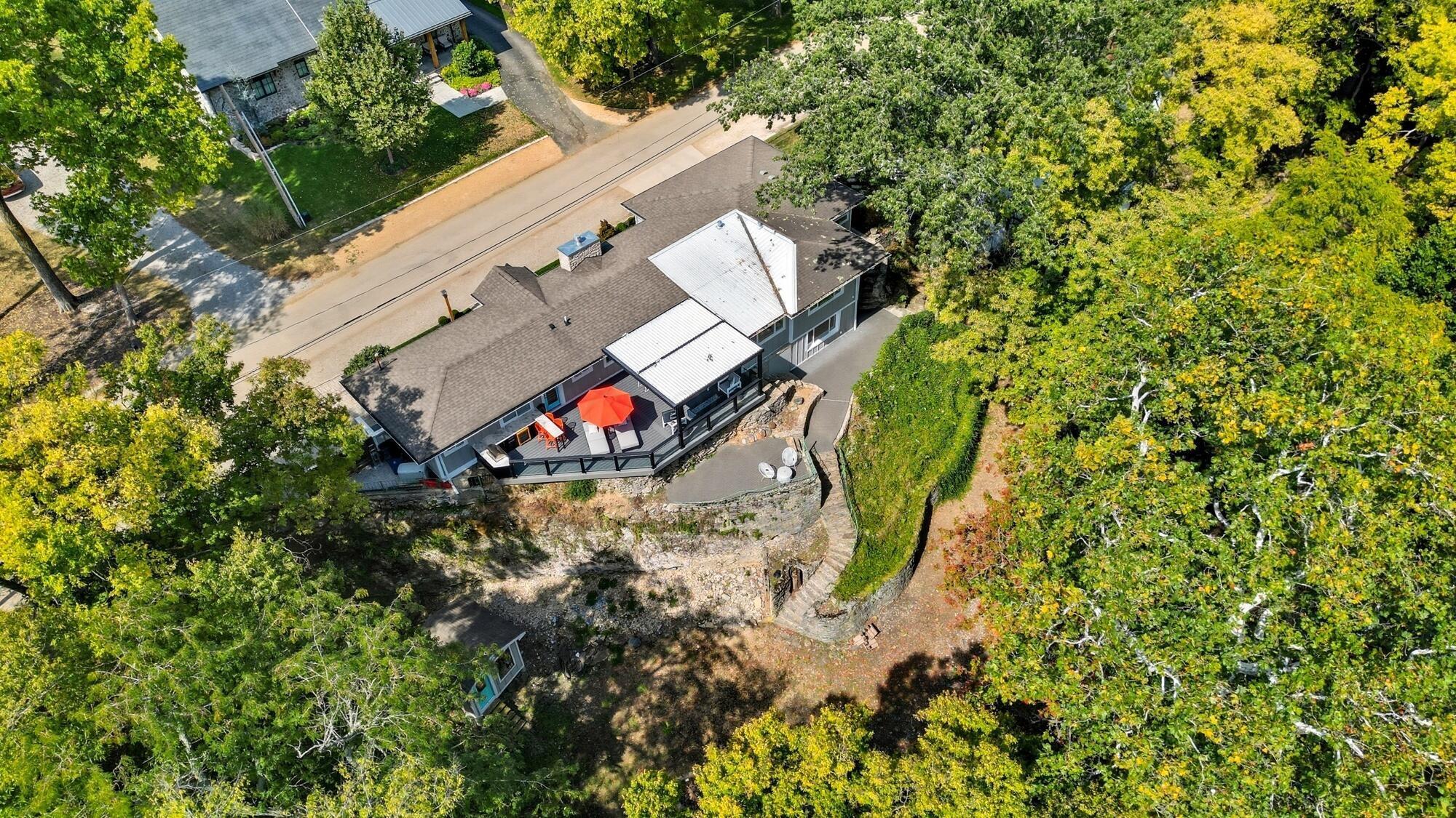 180 S Riverview Street