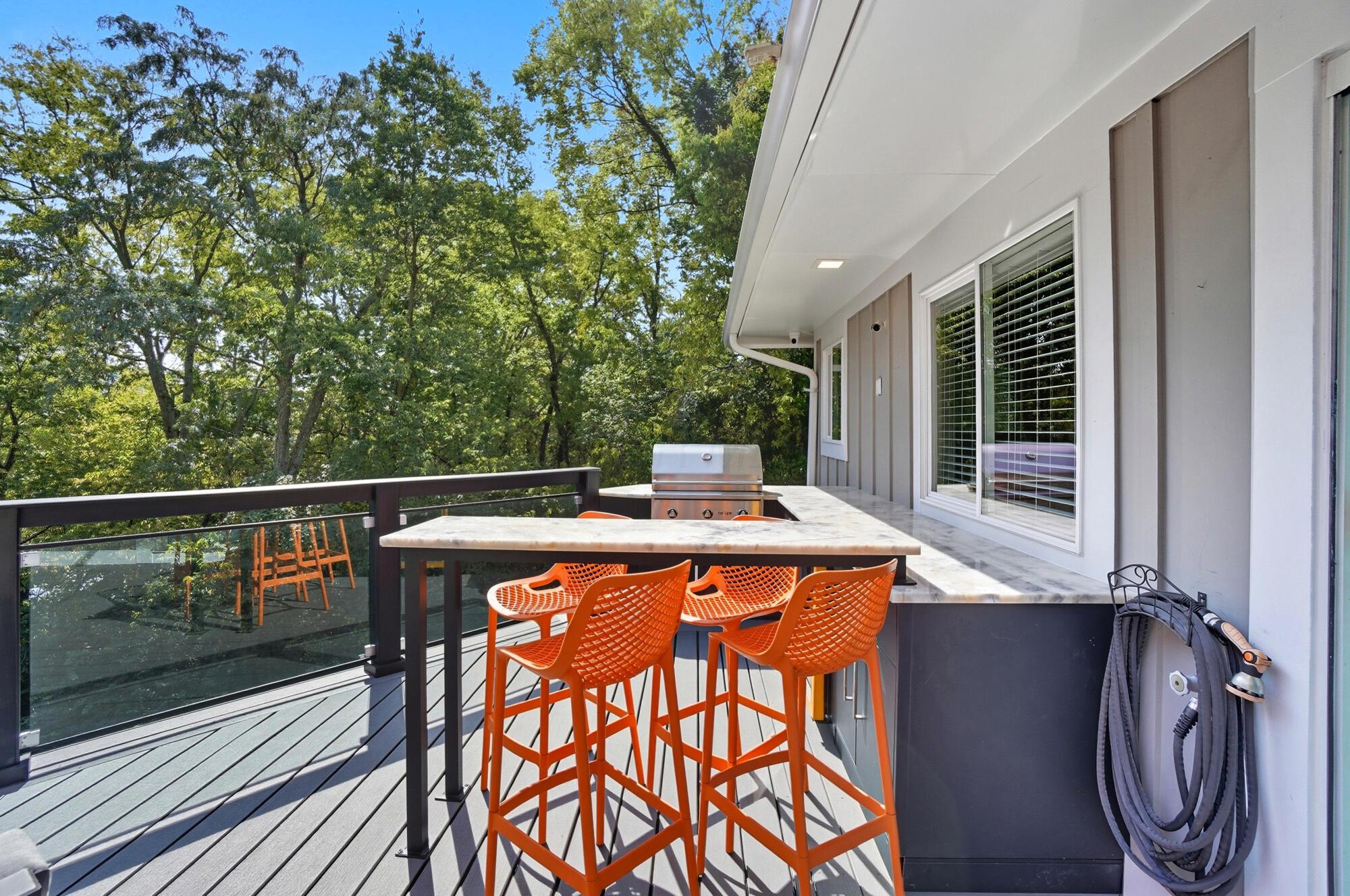 180 S Riverview Street