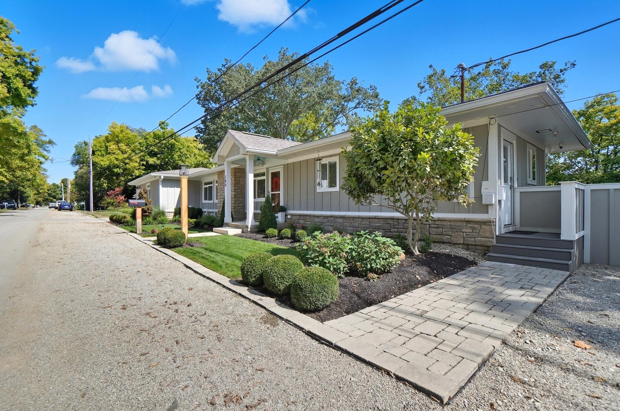 180 S Riverview Street