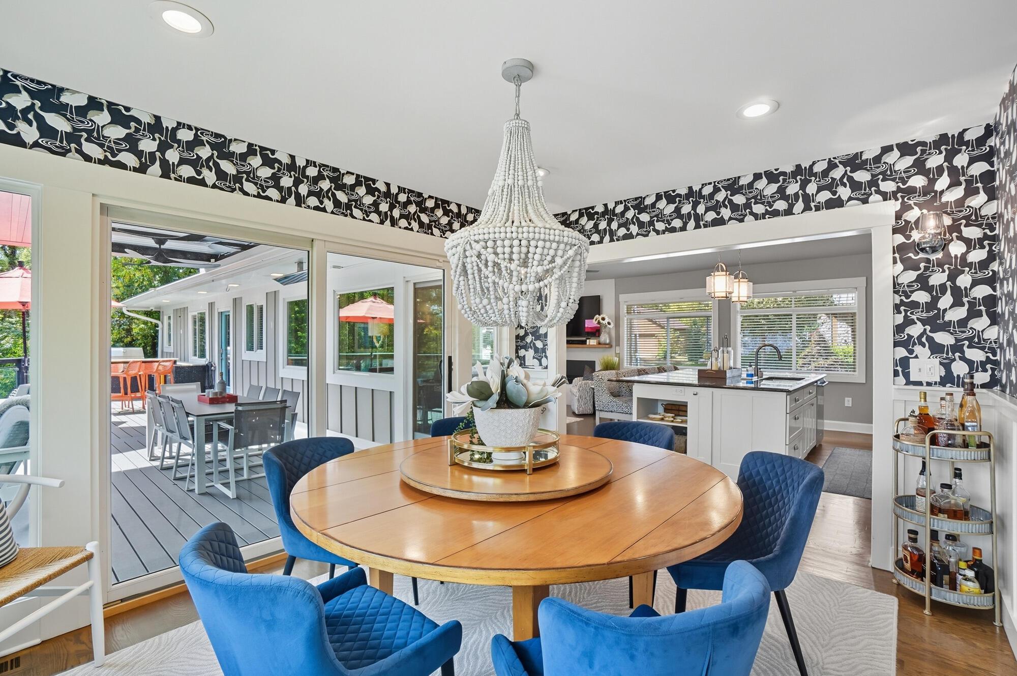 180 S Riverview Street