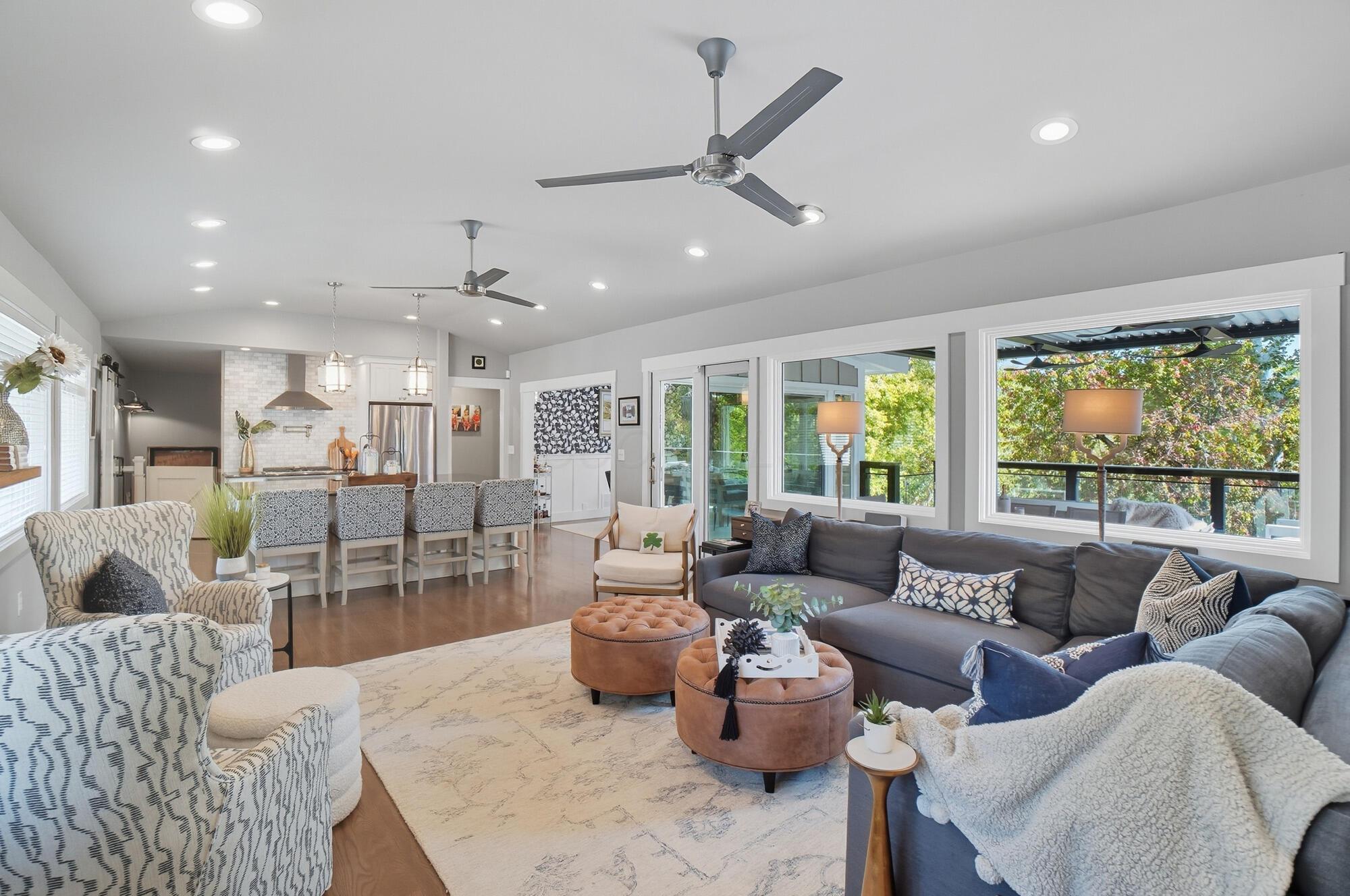 180 S Riverview Street