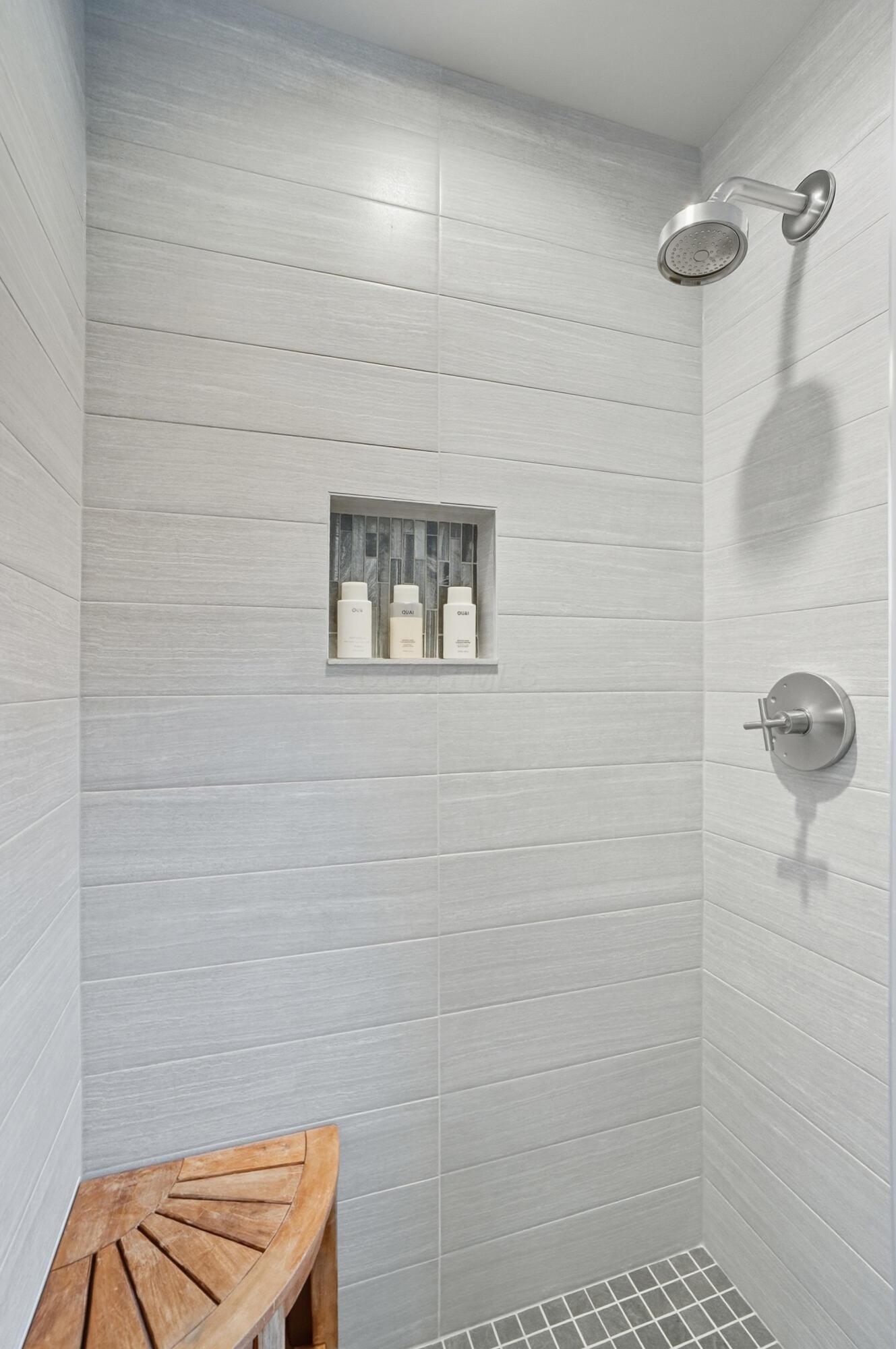 180 S Riverview Street