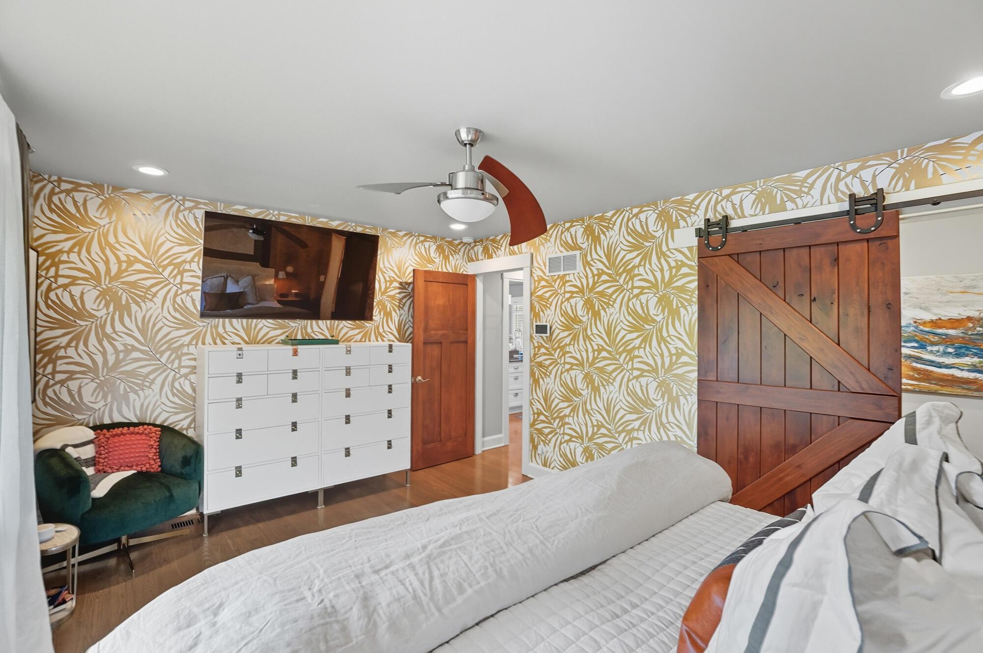 180 S Riverview Street