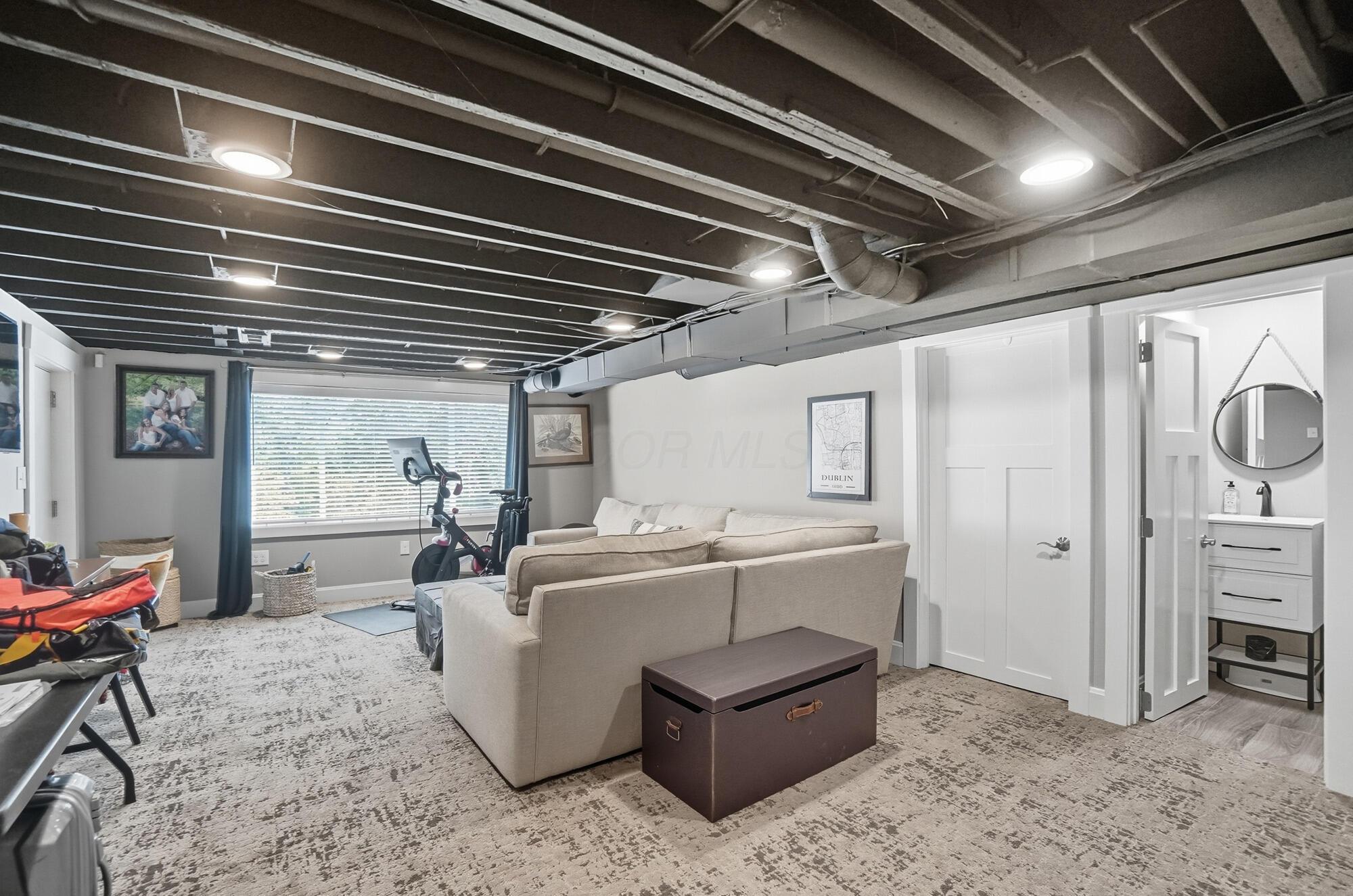 180 S Riverview Street