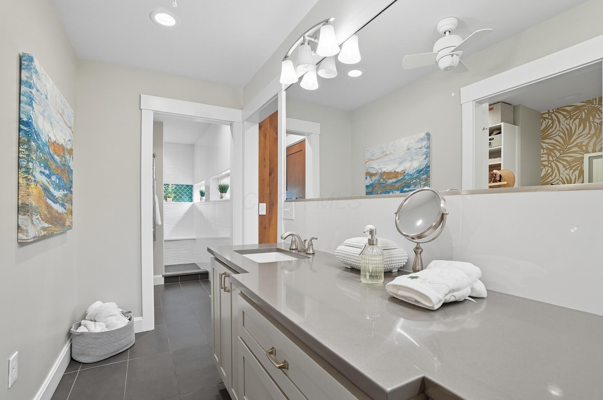 180 S Riverview Street