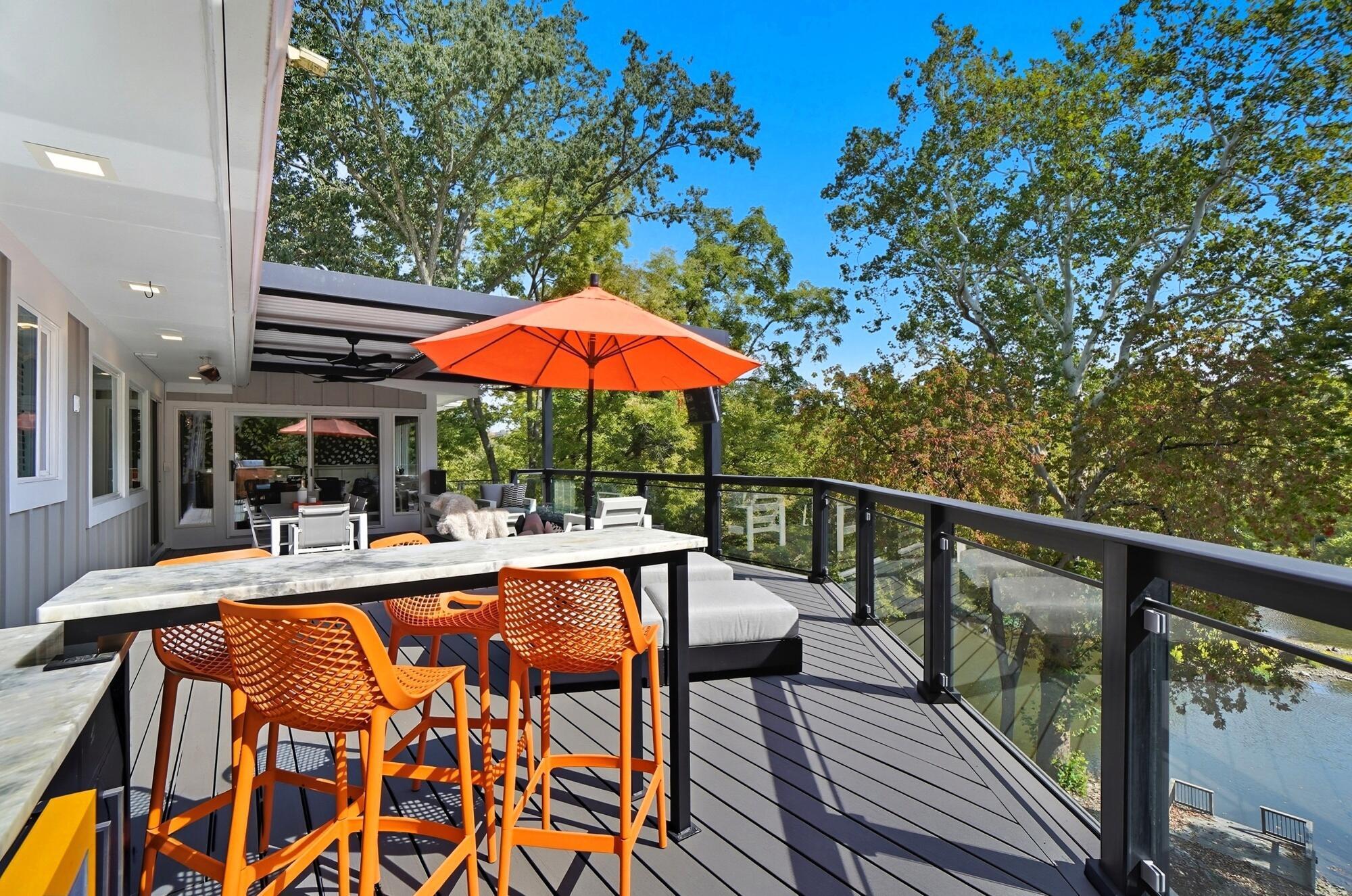 180 S Riverview Street