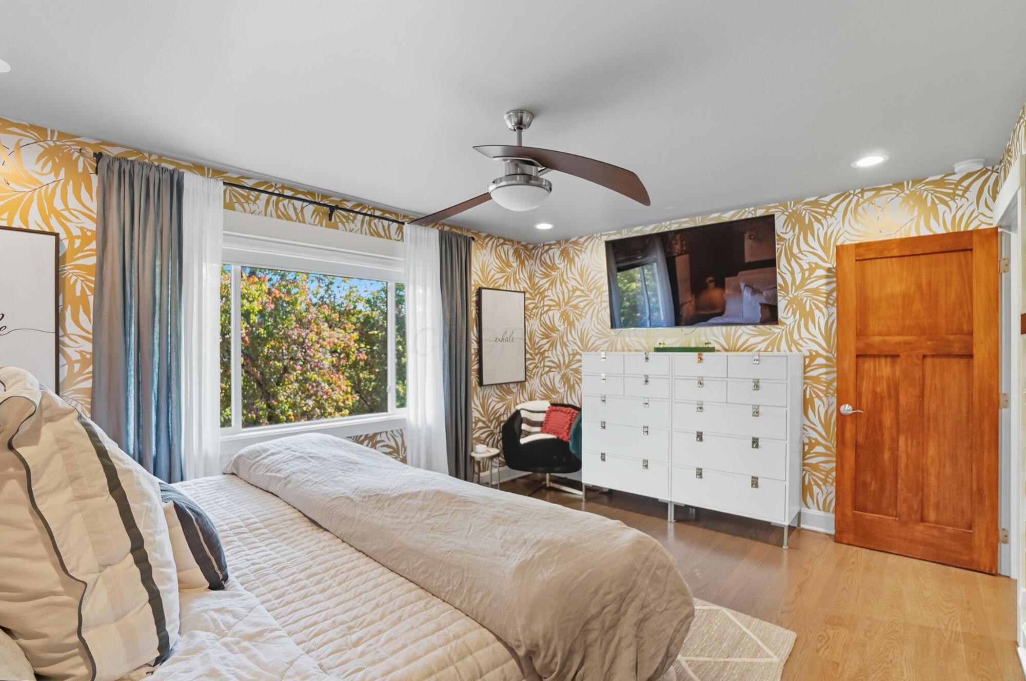 180 S Riverview Street