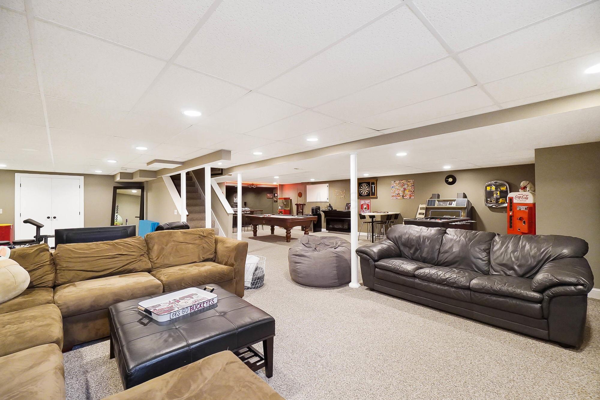 8100 Mitchell Dewitt Road