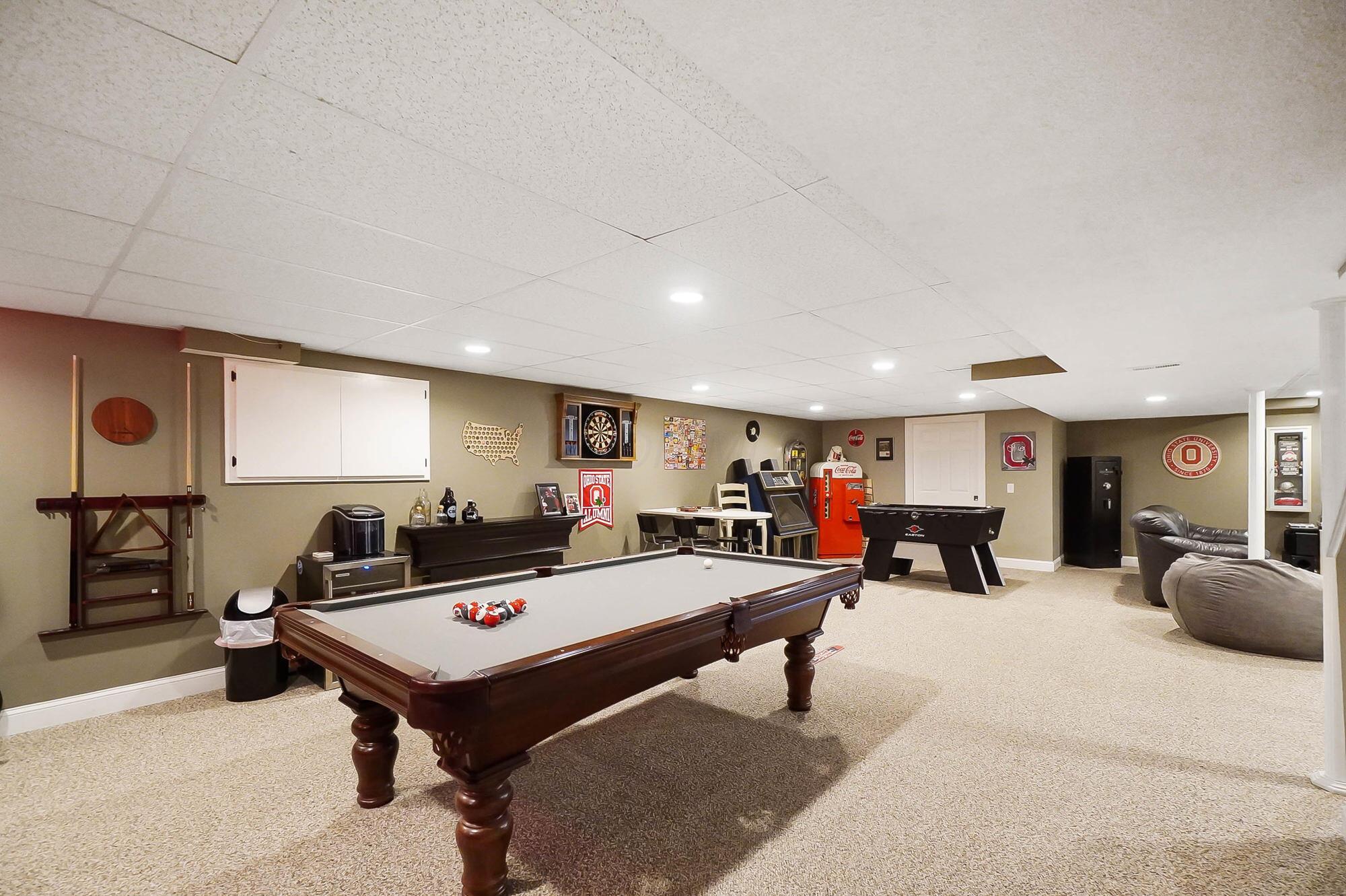 8100 Mitchell Dewitt Road